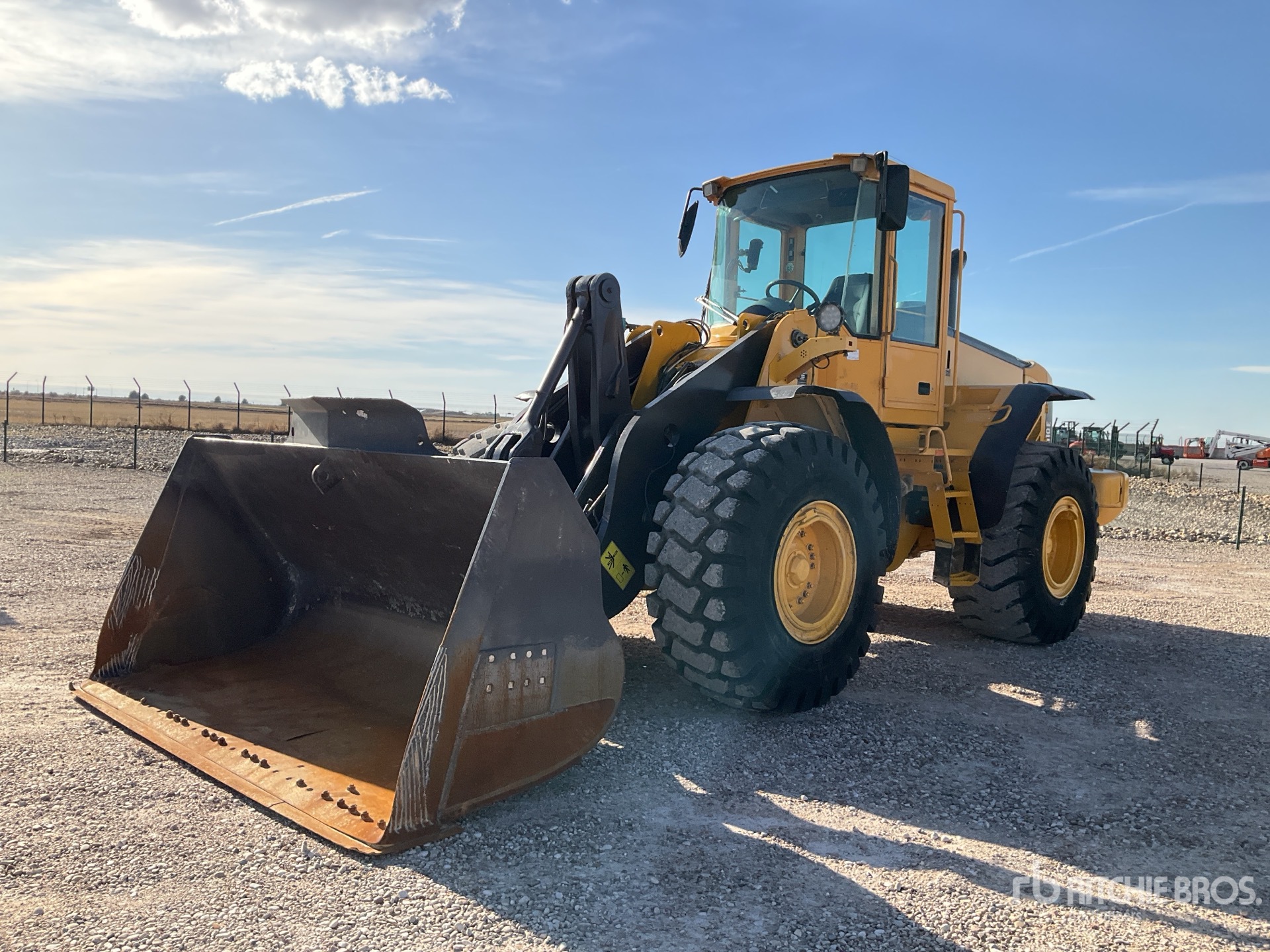 General Appearance with Video de Operación