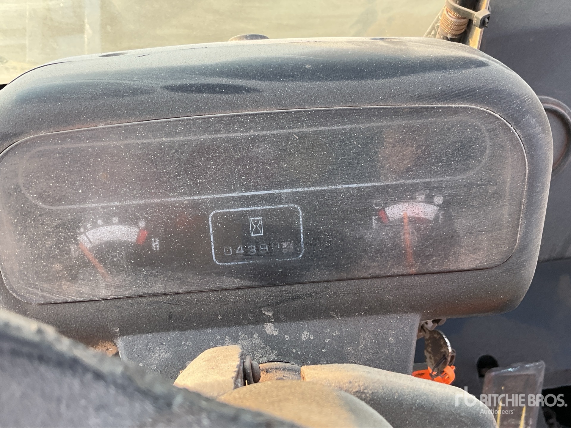 General Appearance with Hour Meter / Odometer