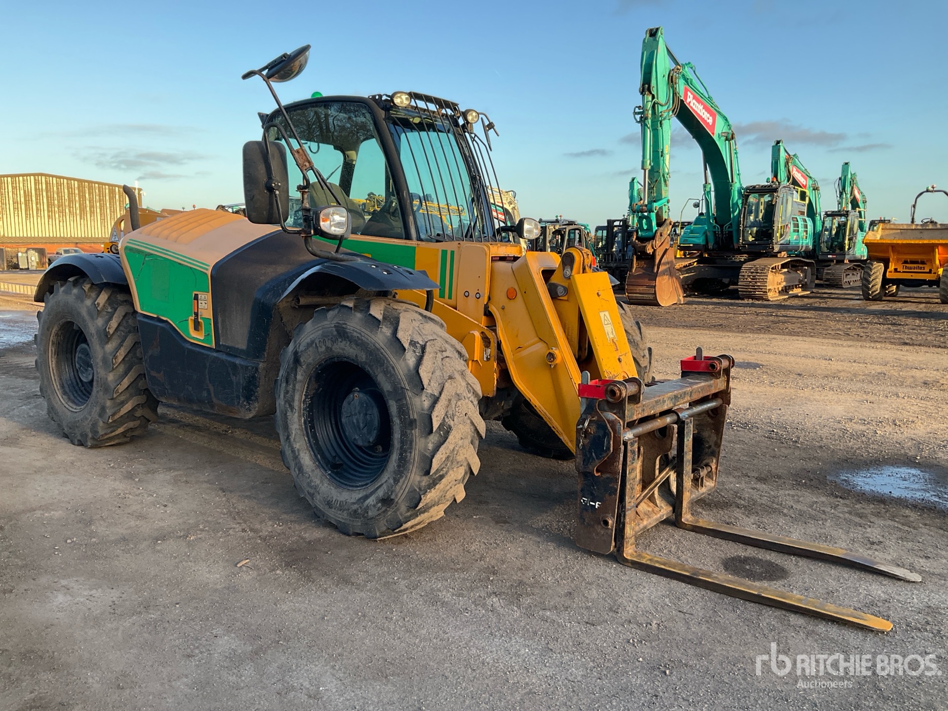 General Appearance with Imagen: esquina delantera derecha