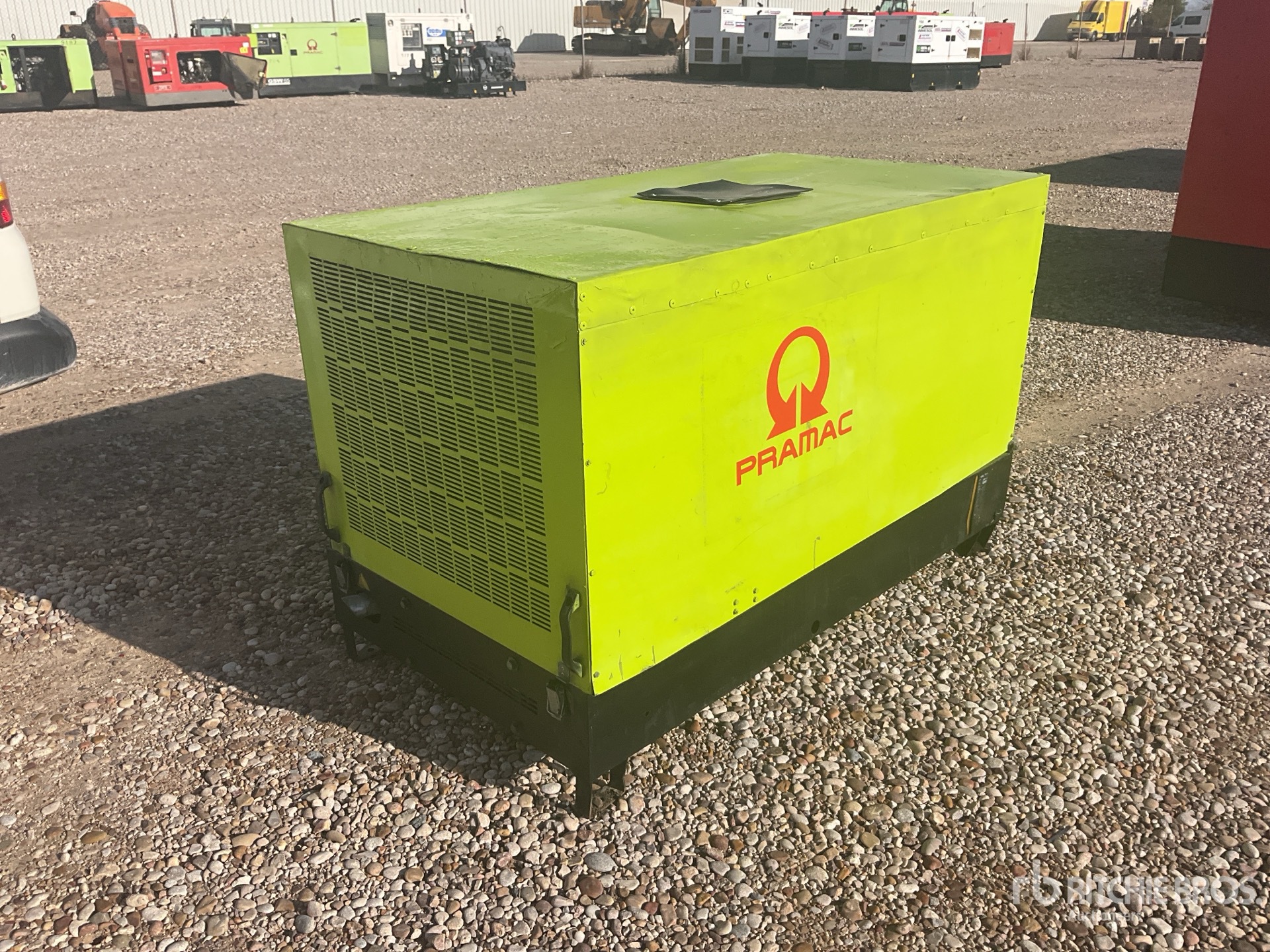 General Appearance with Bild, Ecke vorne links