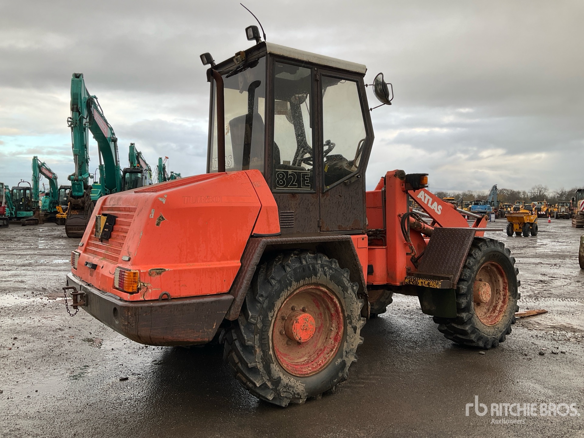 General Appearance with Picture, Right Rear Corner