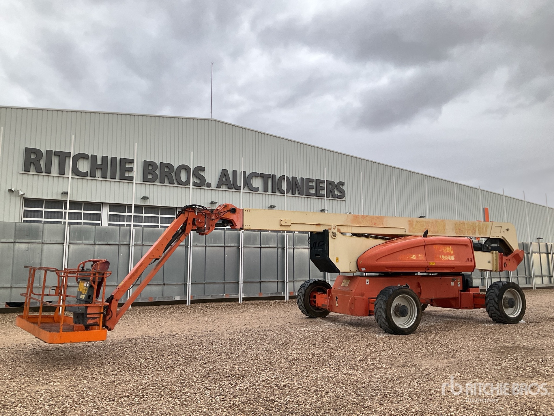 General Appearance with Operation Video