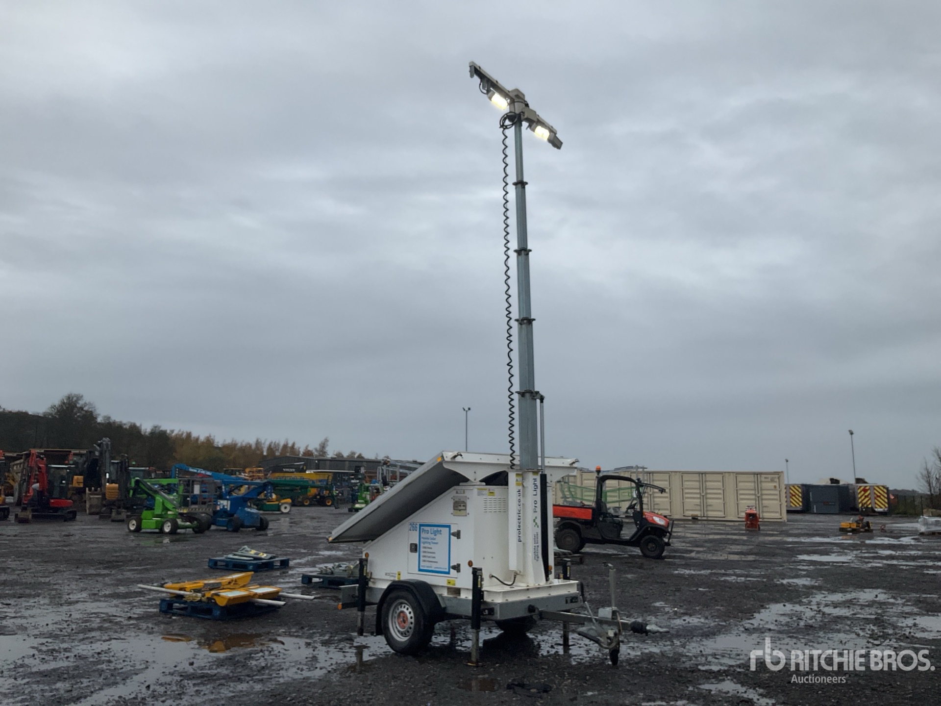 General Appearance with Featured Photo