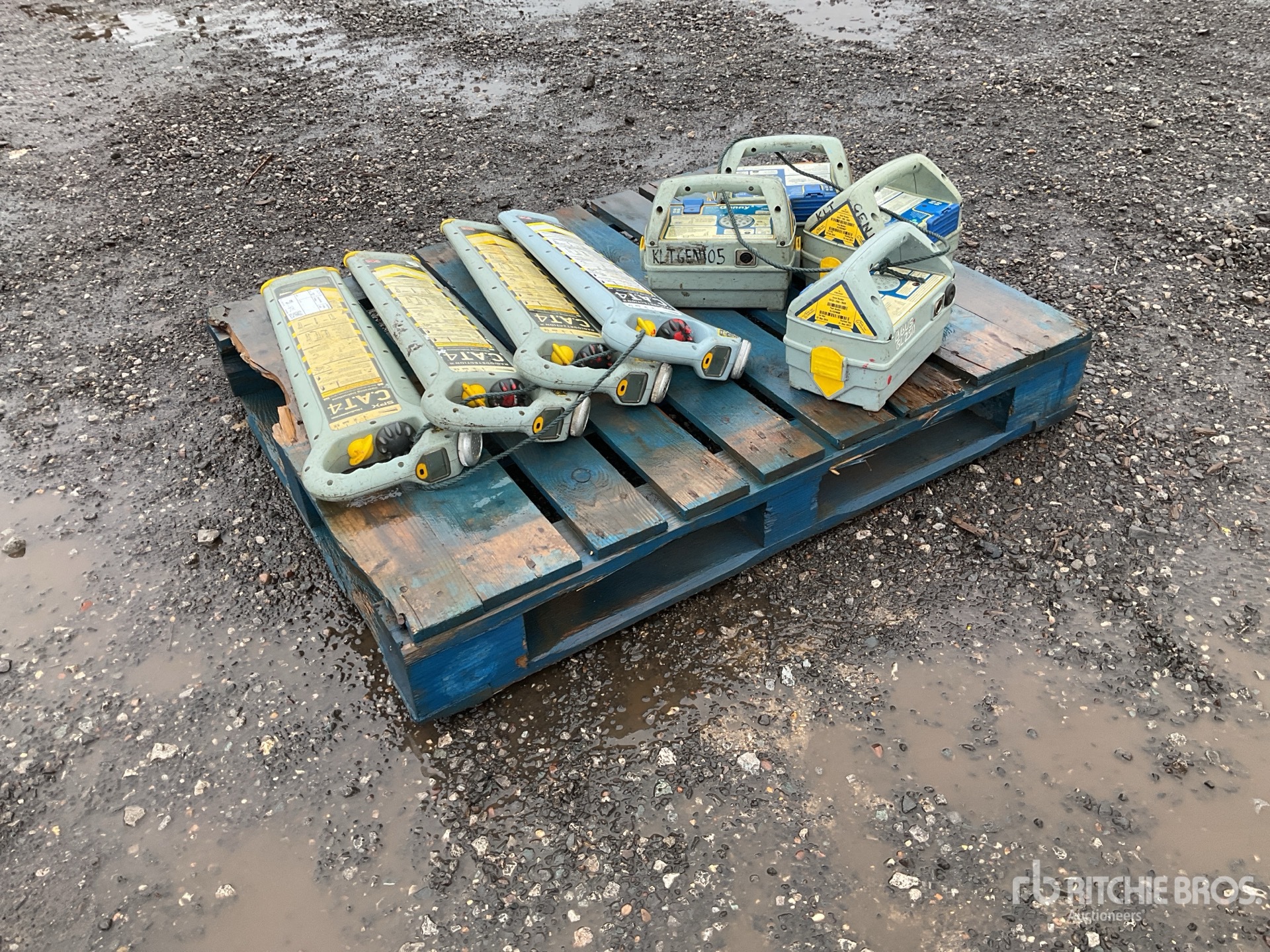 General Appearance with Bild, Ecke hinten rechts