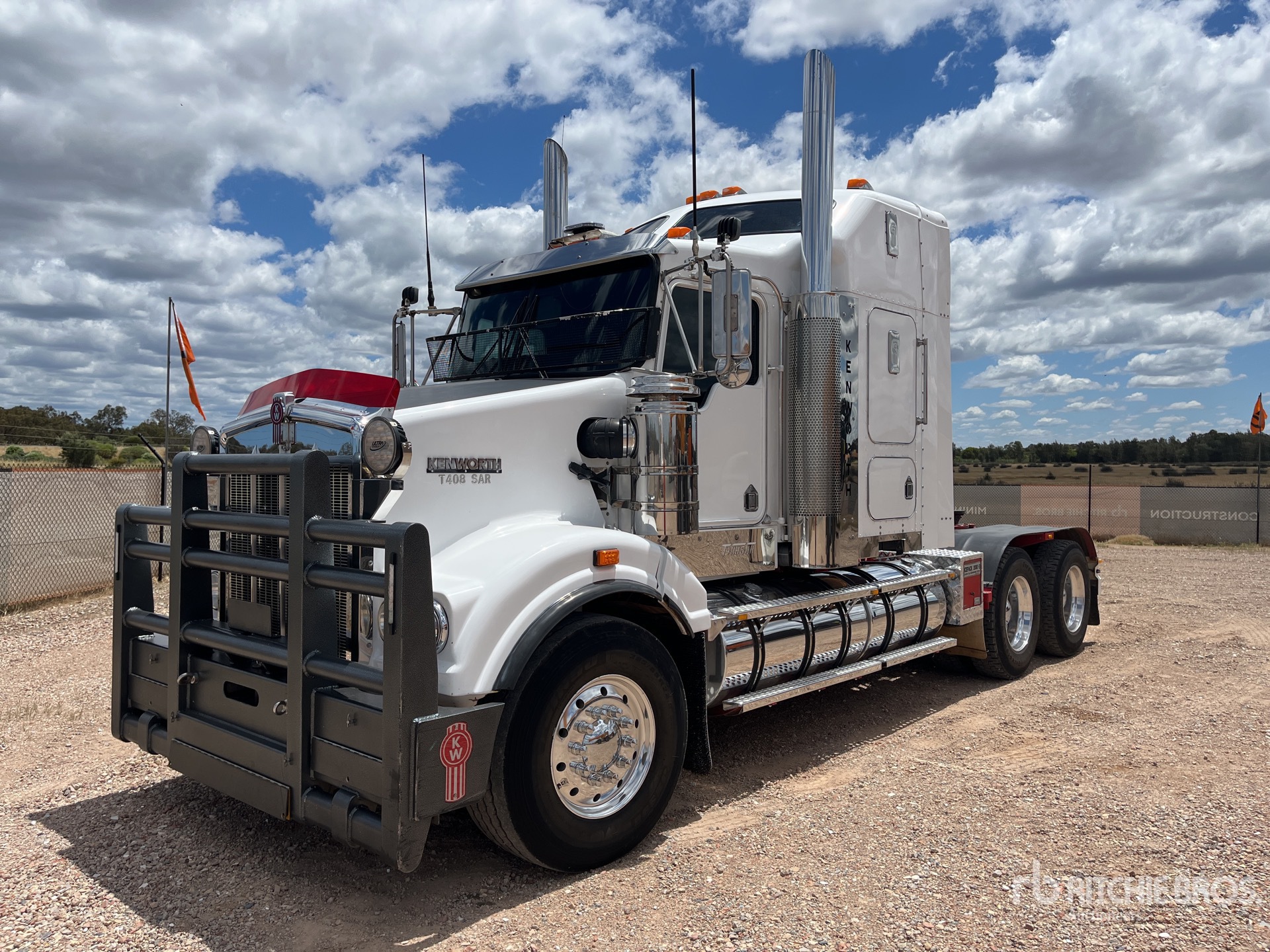 General Appearance with Picture, Right Front Corner