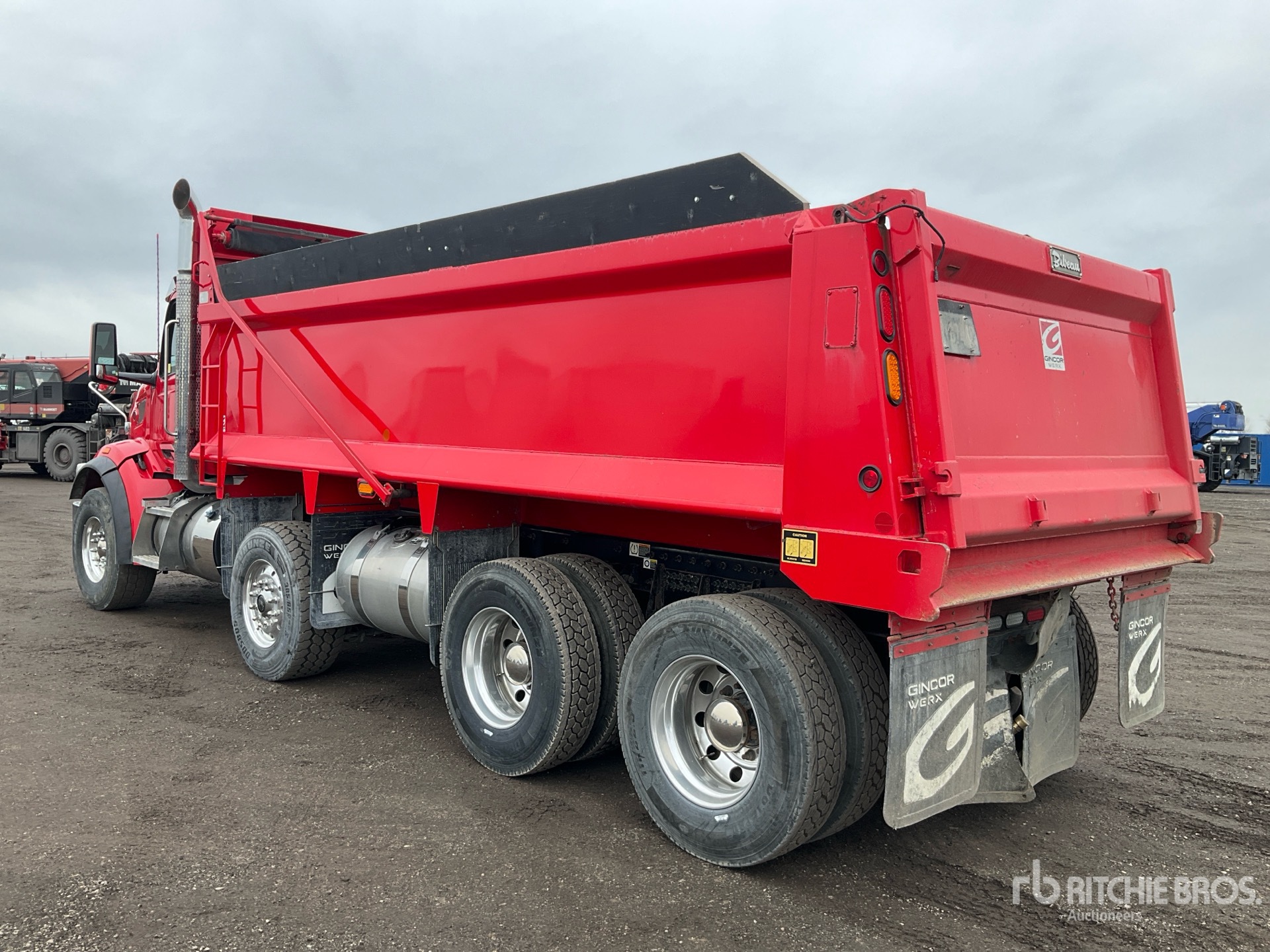 General Appearance with Zdjęcie, lewy dolny róg