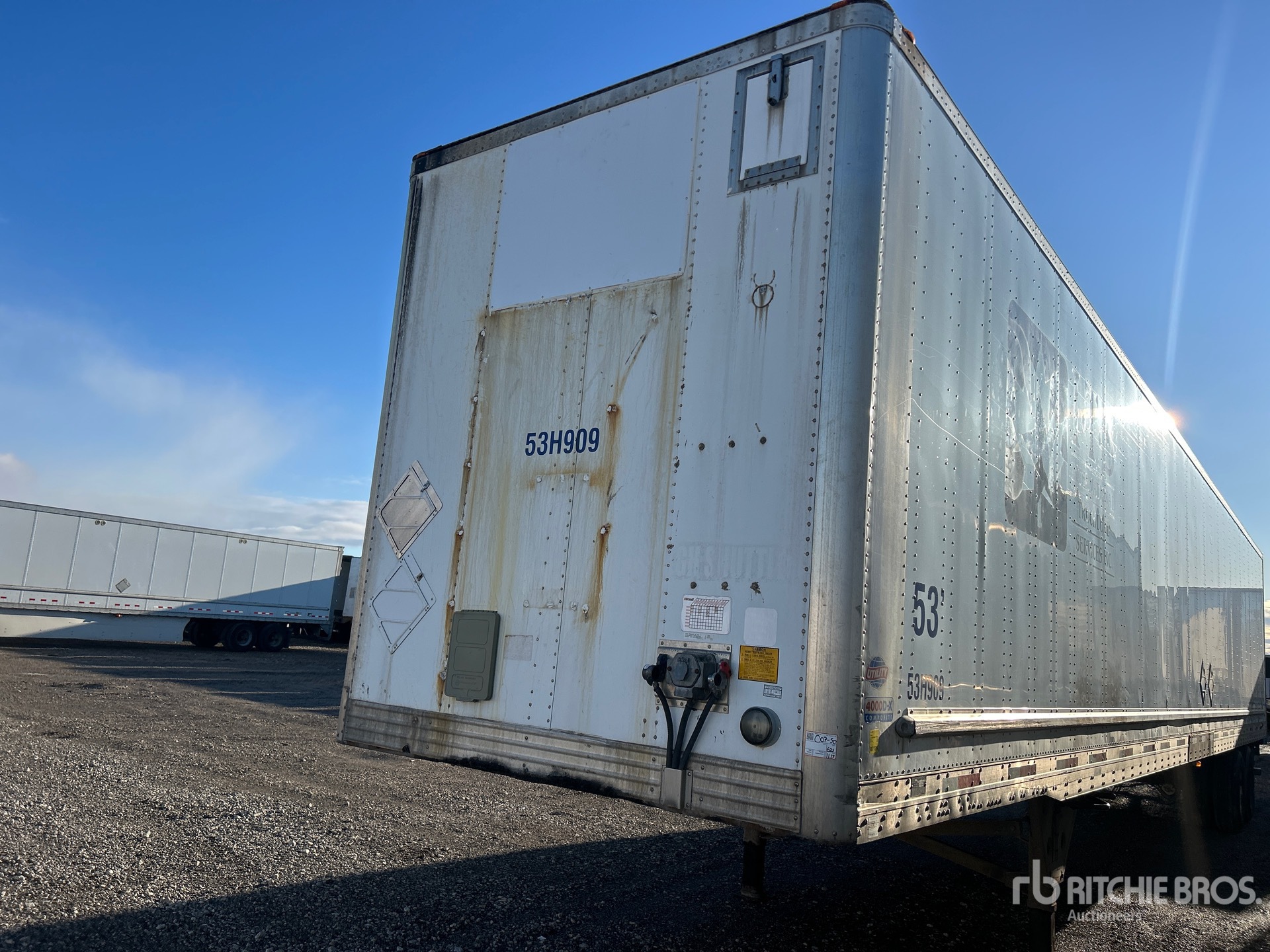 General Appearance with Bild, Ecke vorne links