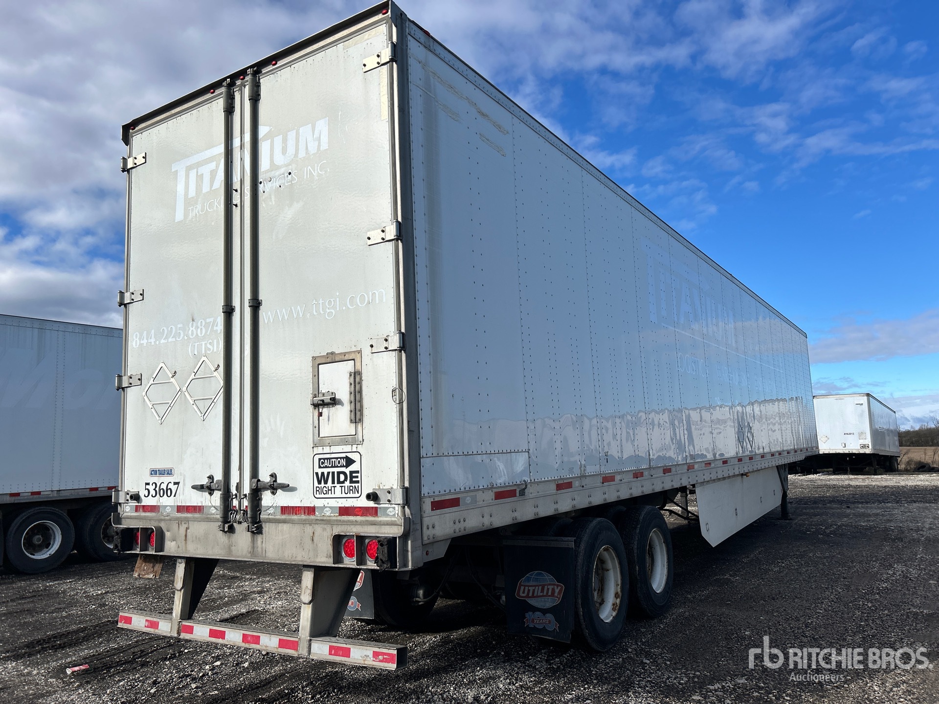 General Appearance with Picture, Right Rear Corner