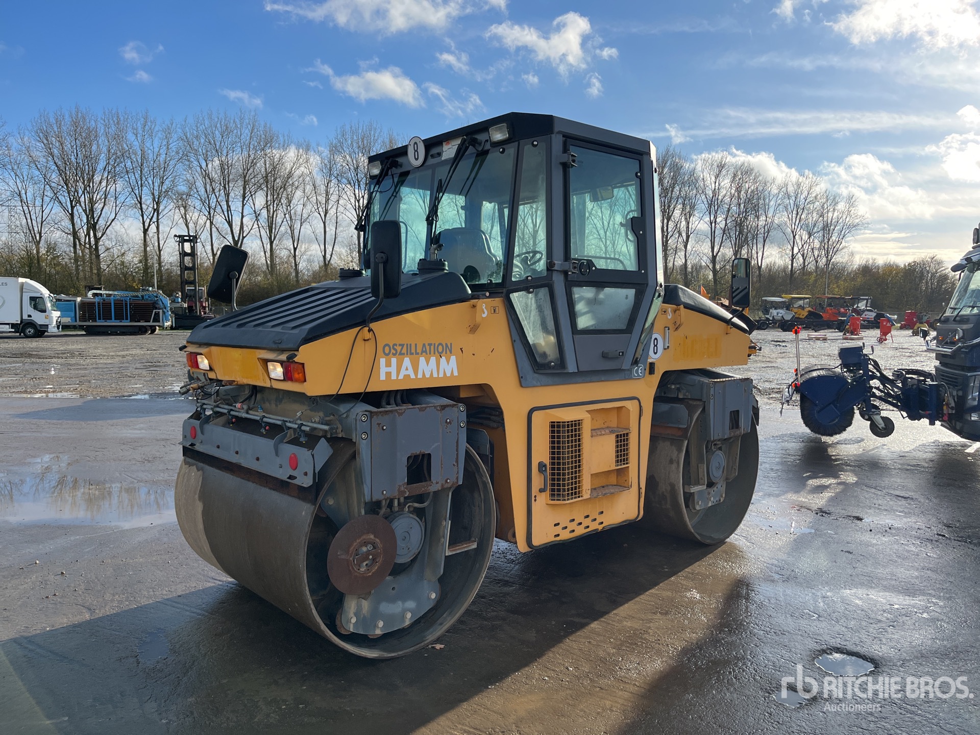 General Appearance with Imagen: esquina trasera derecha