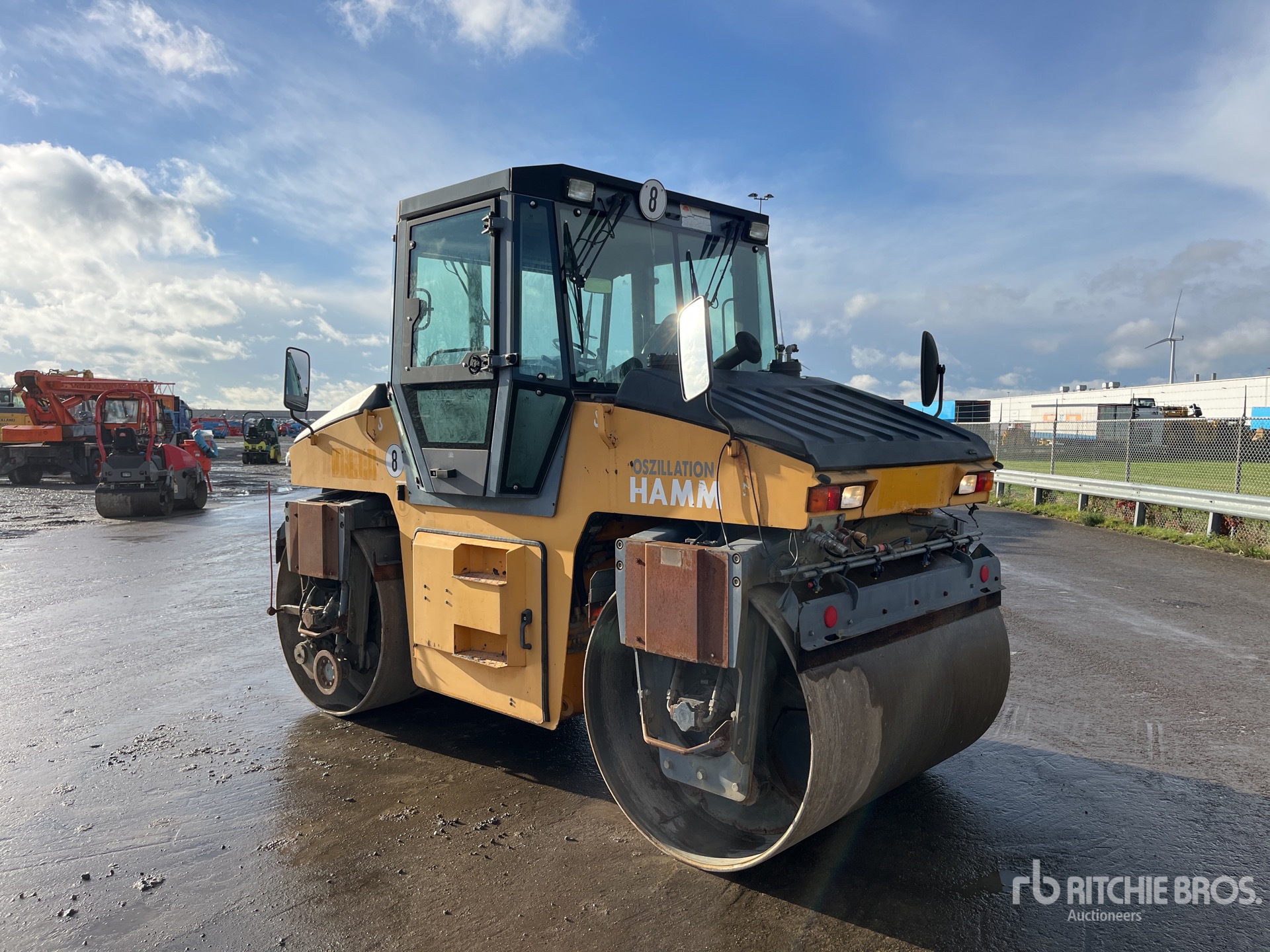 General Appearance with Imagen: esquina trasera izquierda