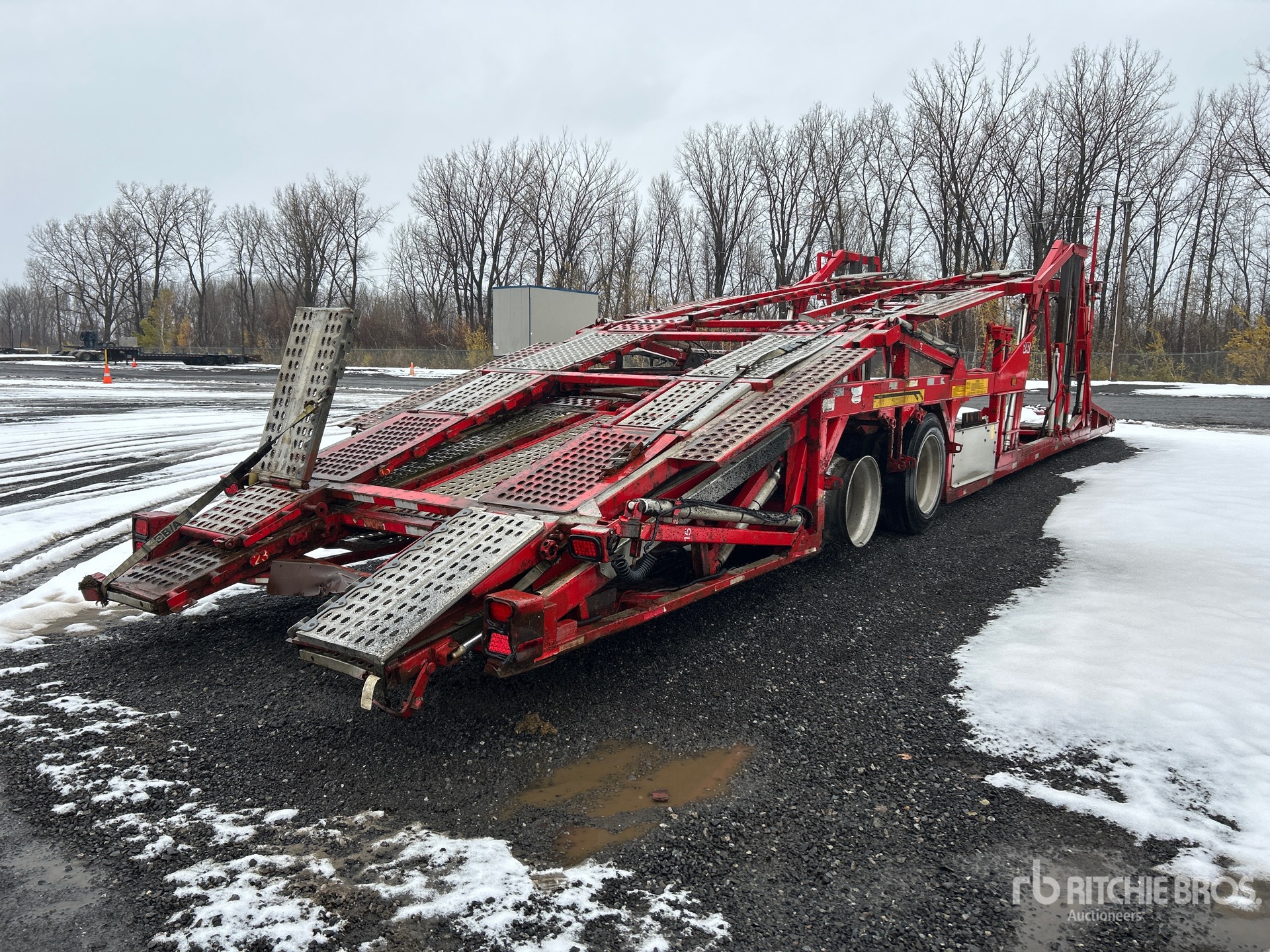 Aspect général with Image, coin arrière droit