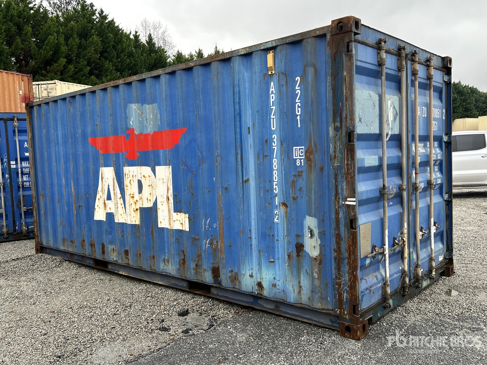 General Appearance with Picture, Right Front Corner