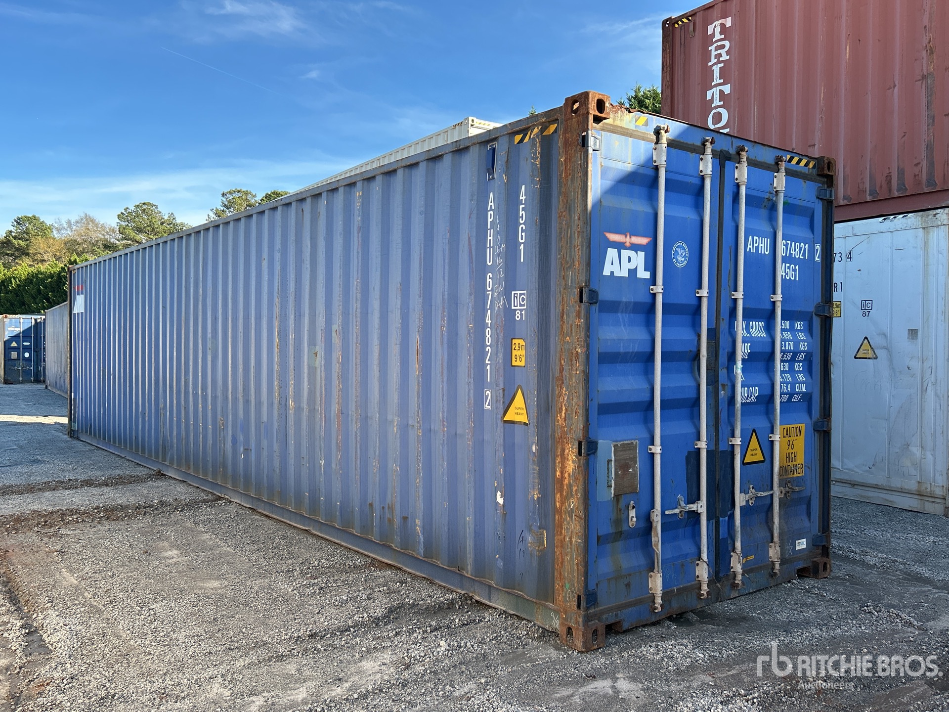 General Appearance with Picture, Right Front Corner