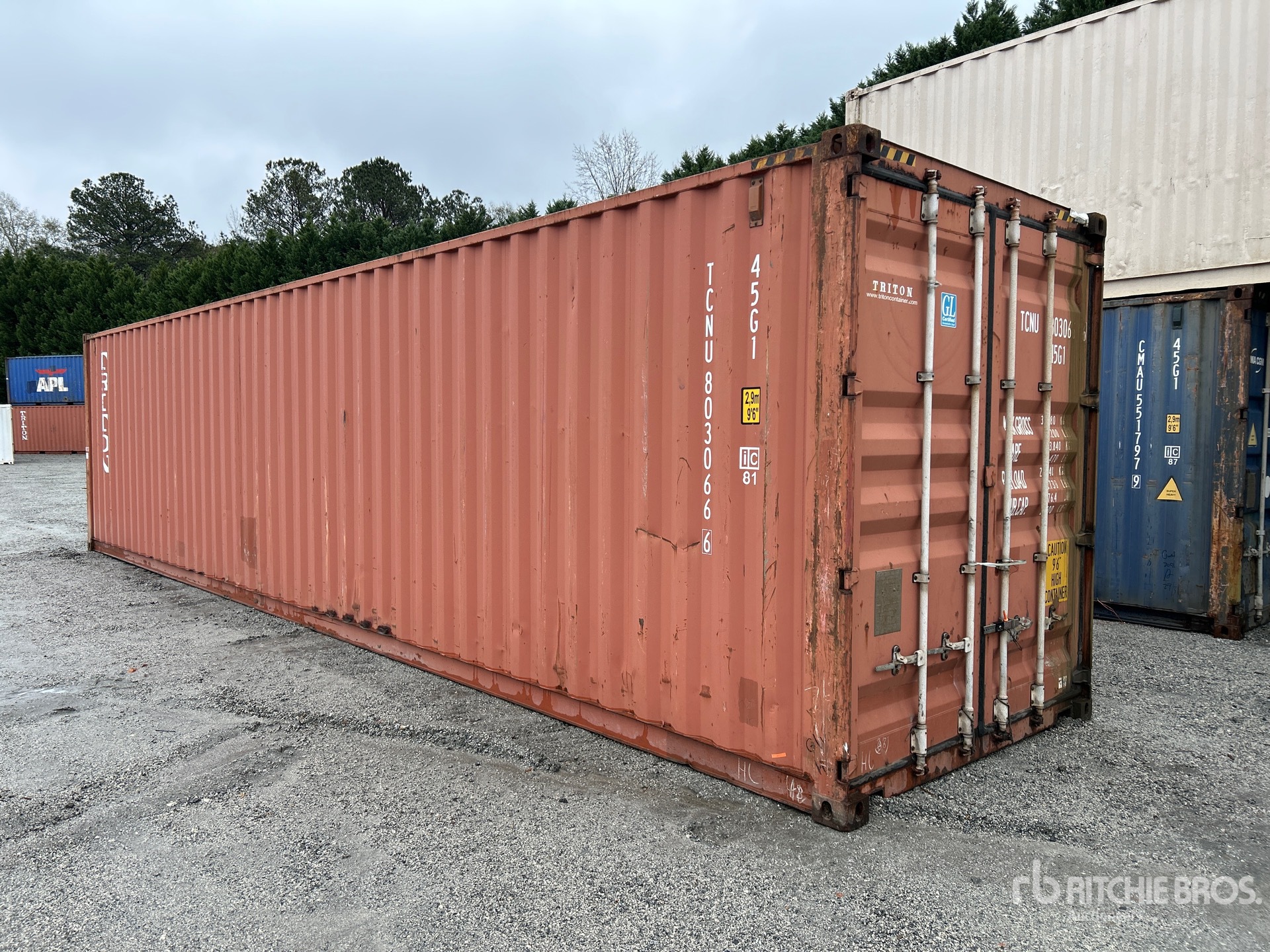 General Appearance with Picture, Right Front Corner