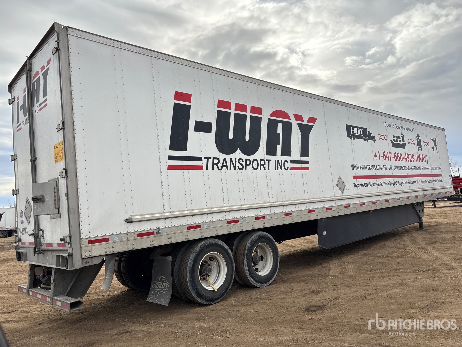 General Appearance with Foto, angolo anteriore sinistro