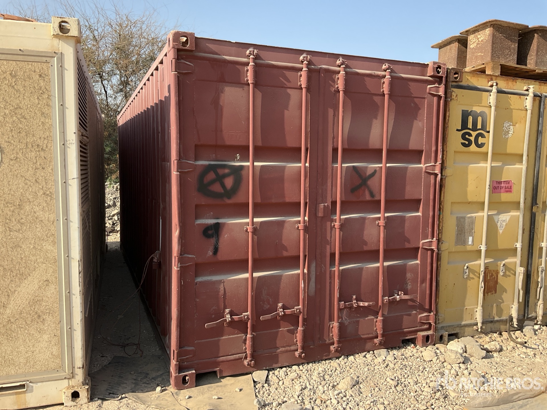 General Appearance with Bild, Ecke hinten links