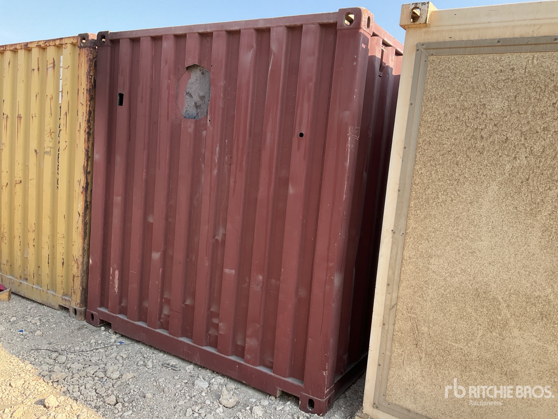 General Appearance with Bild, Ecke hinten rechts