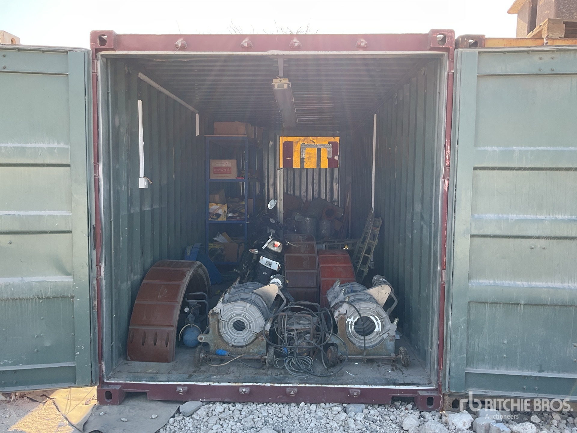 Aspect général with Image, coin avant gauche