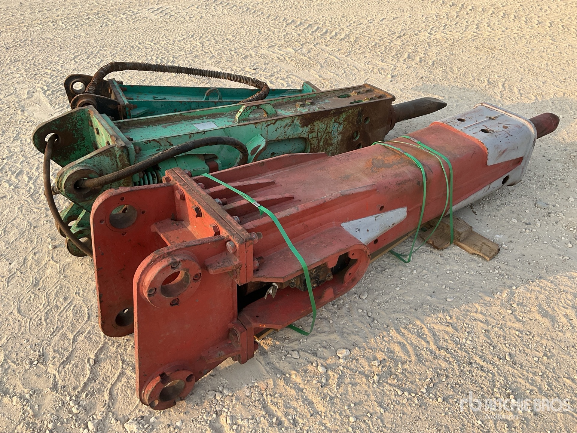 General Appearance with Bild, Ecke vorne links