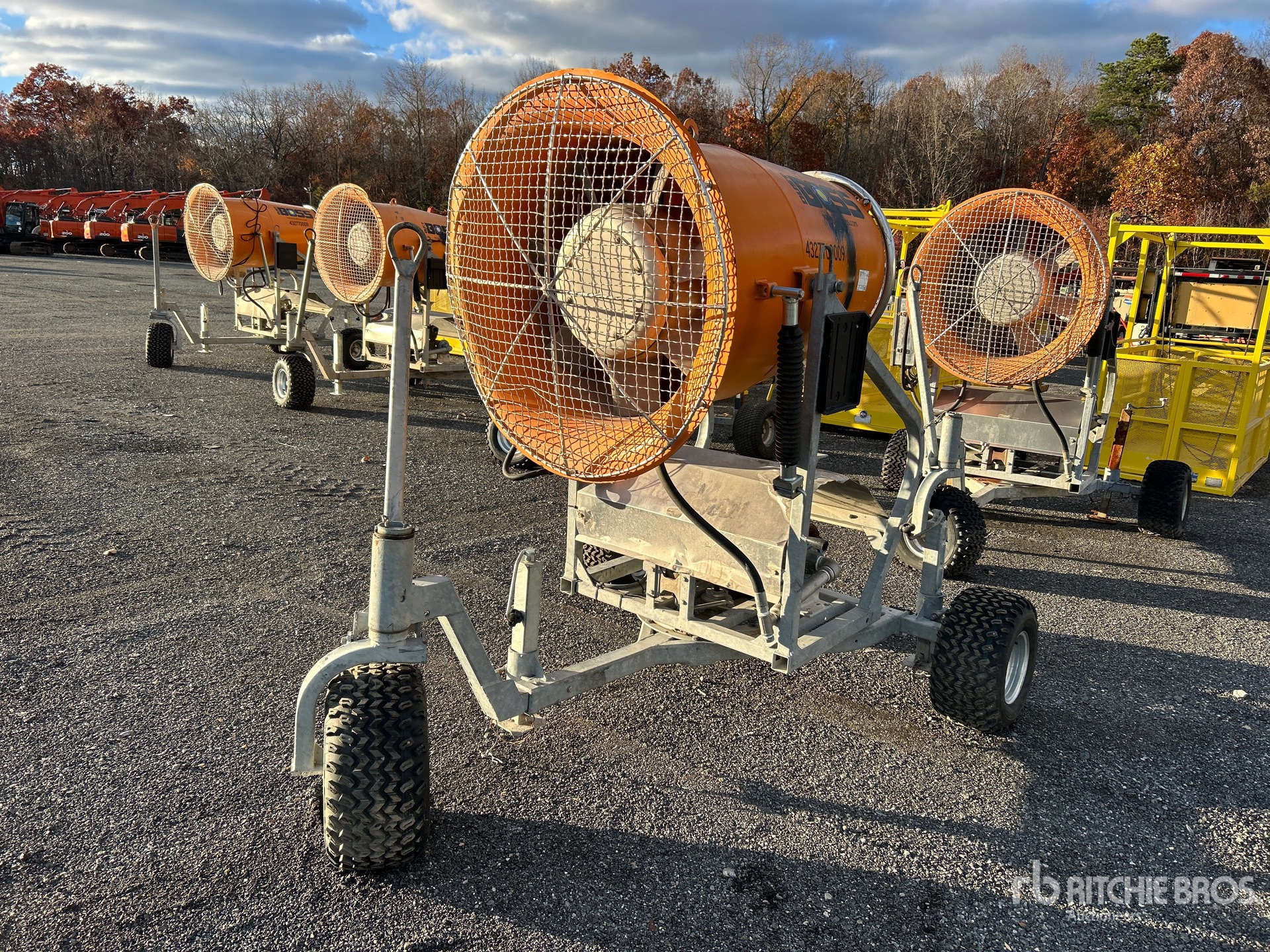 General Appearance with Bild, Ecke vorne links