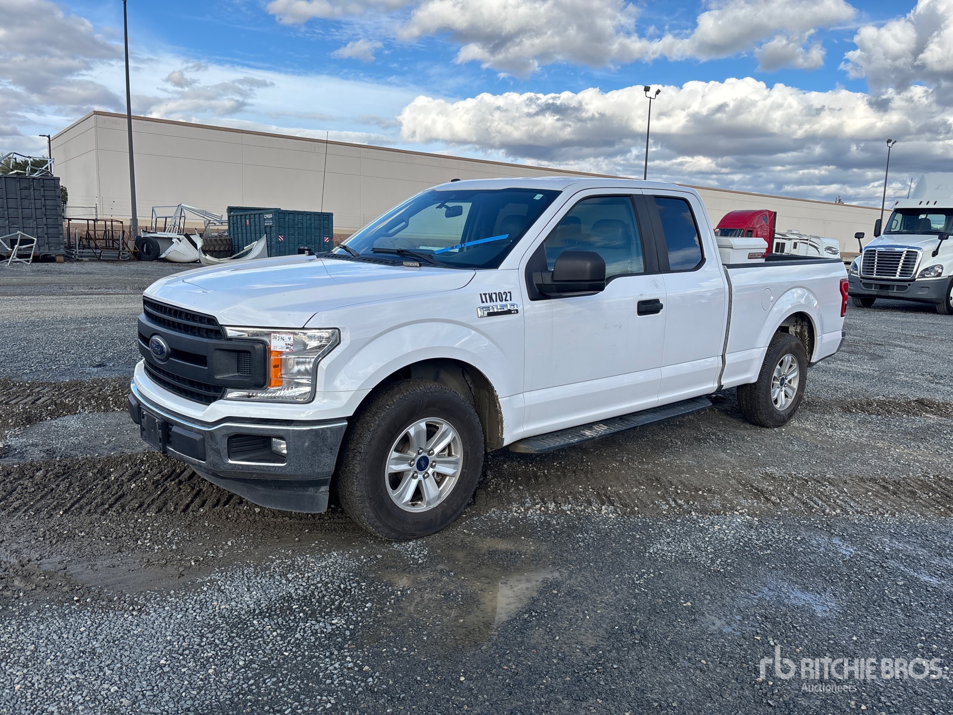 General Appearance with Featured Photo