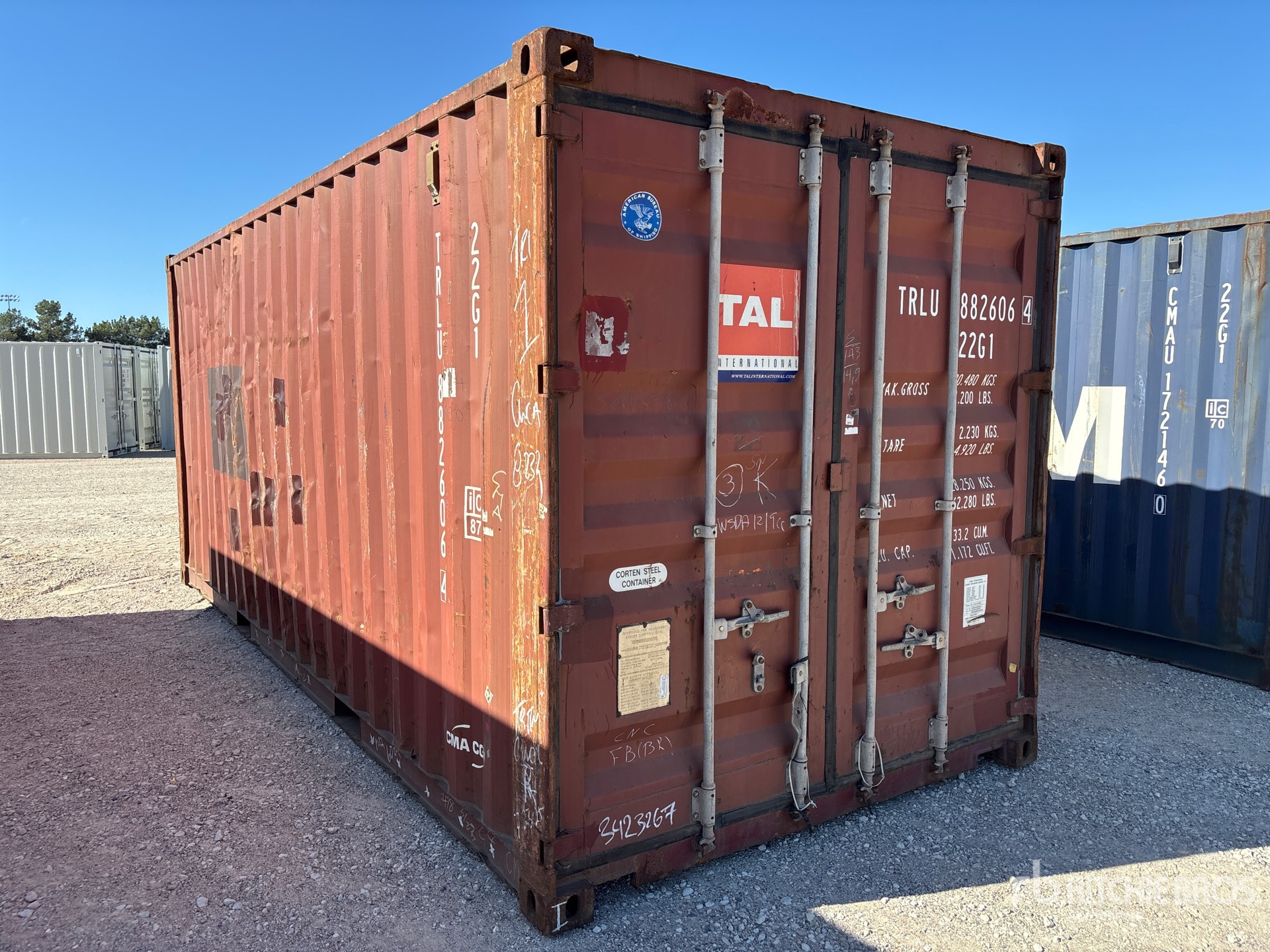 Aspect général with Image, coin avant droit