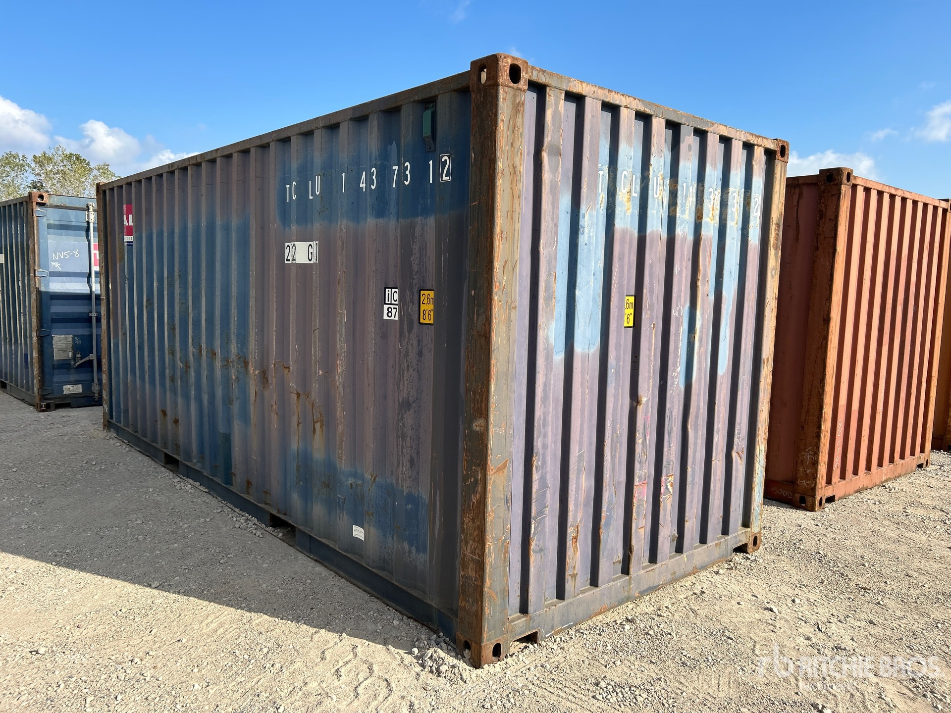 General Appearance with Picture, Left Rear Corner