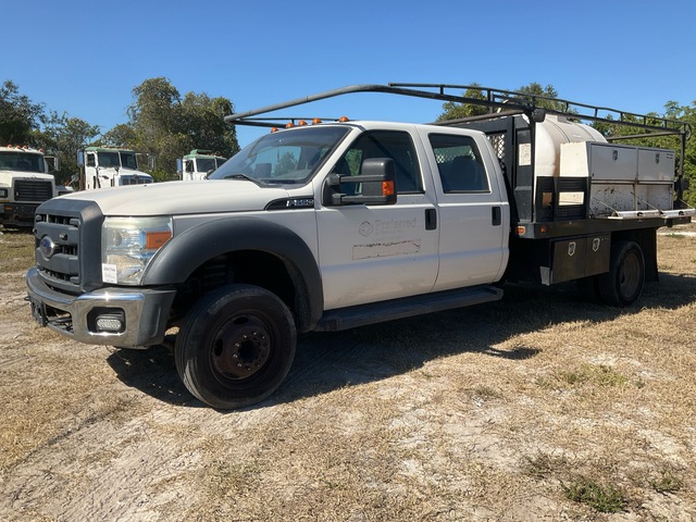 2016 Ford F-550 4x2 Utility Truck