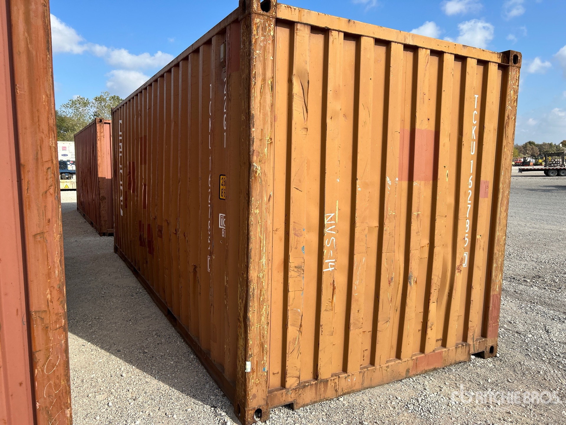 General Appearance with Bild, Ecke hinten links