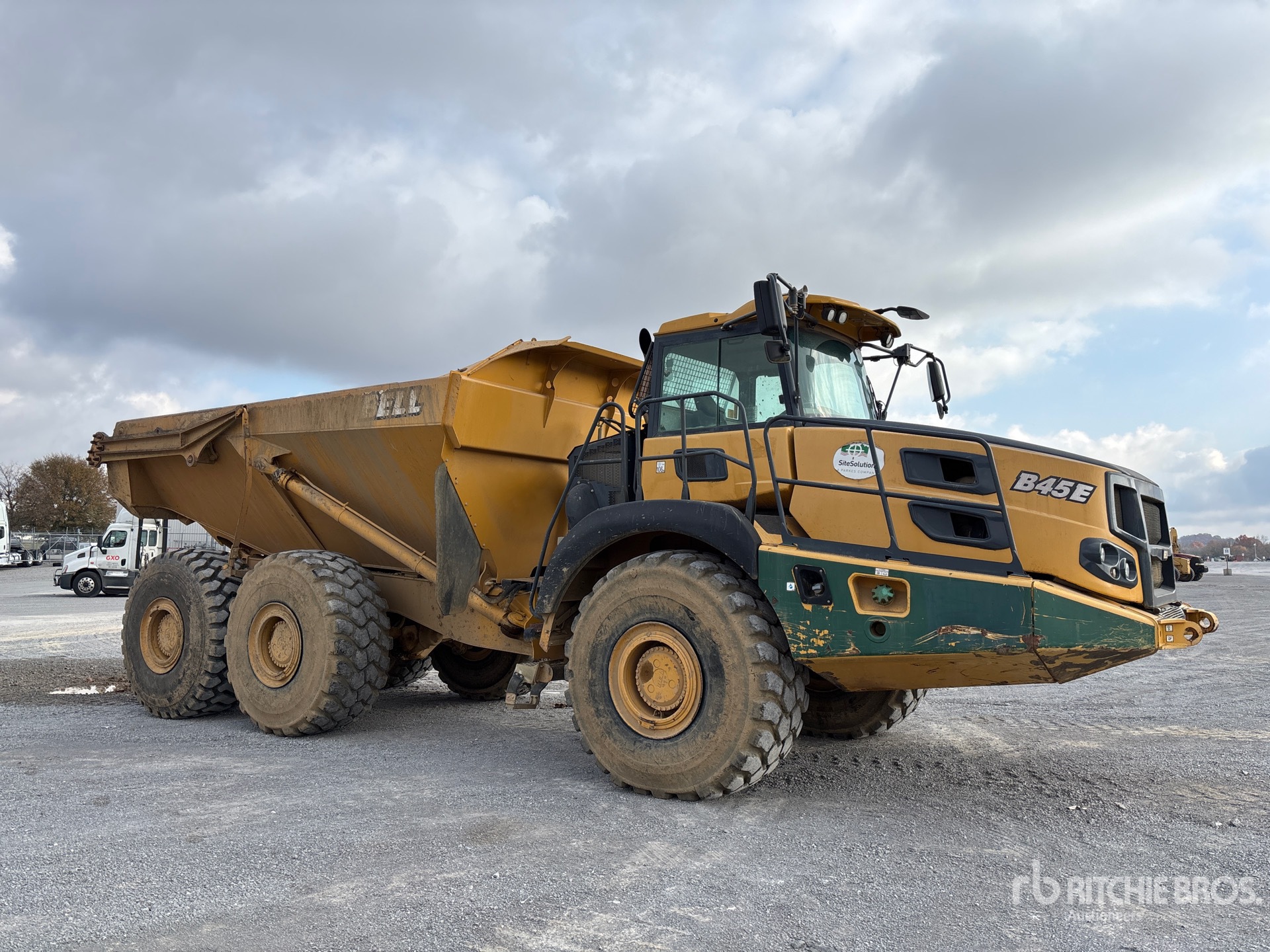 General Appearance with Picture, Right Front Corner