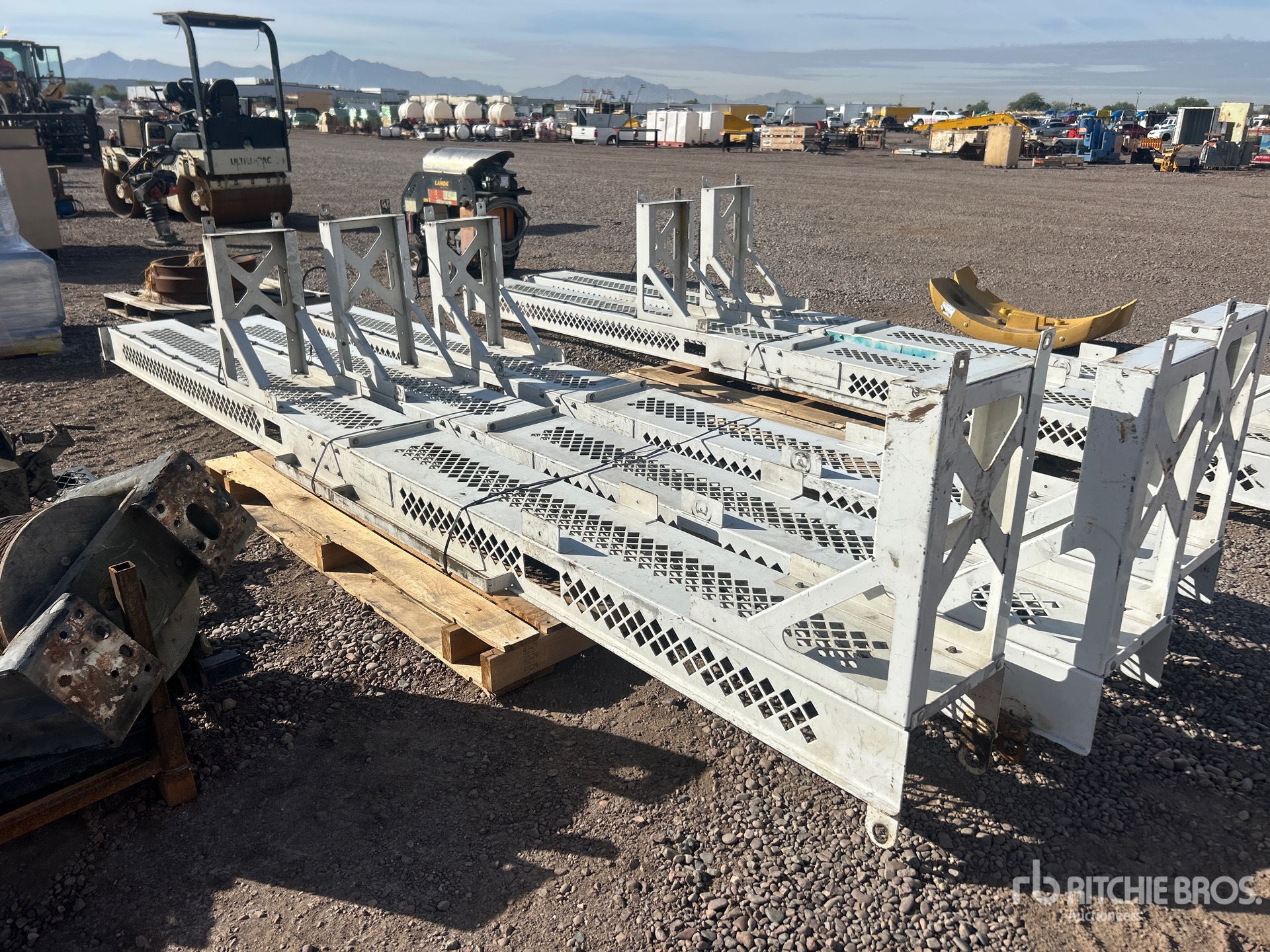 General Appearance with Imagen: esquina trasera derecha