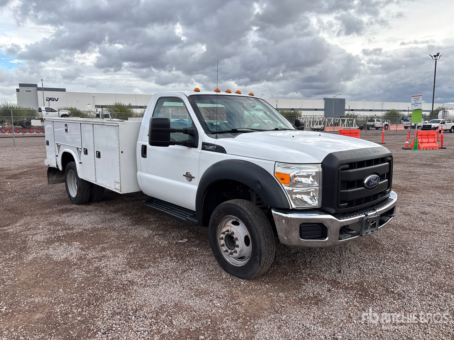 General Appearance with Image, coin avant droit