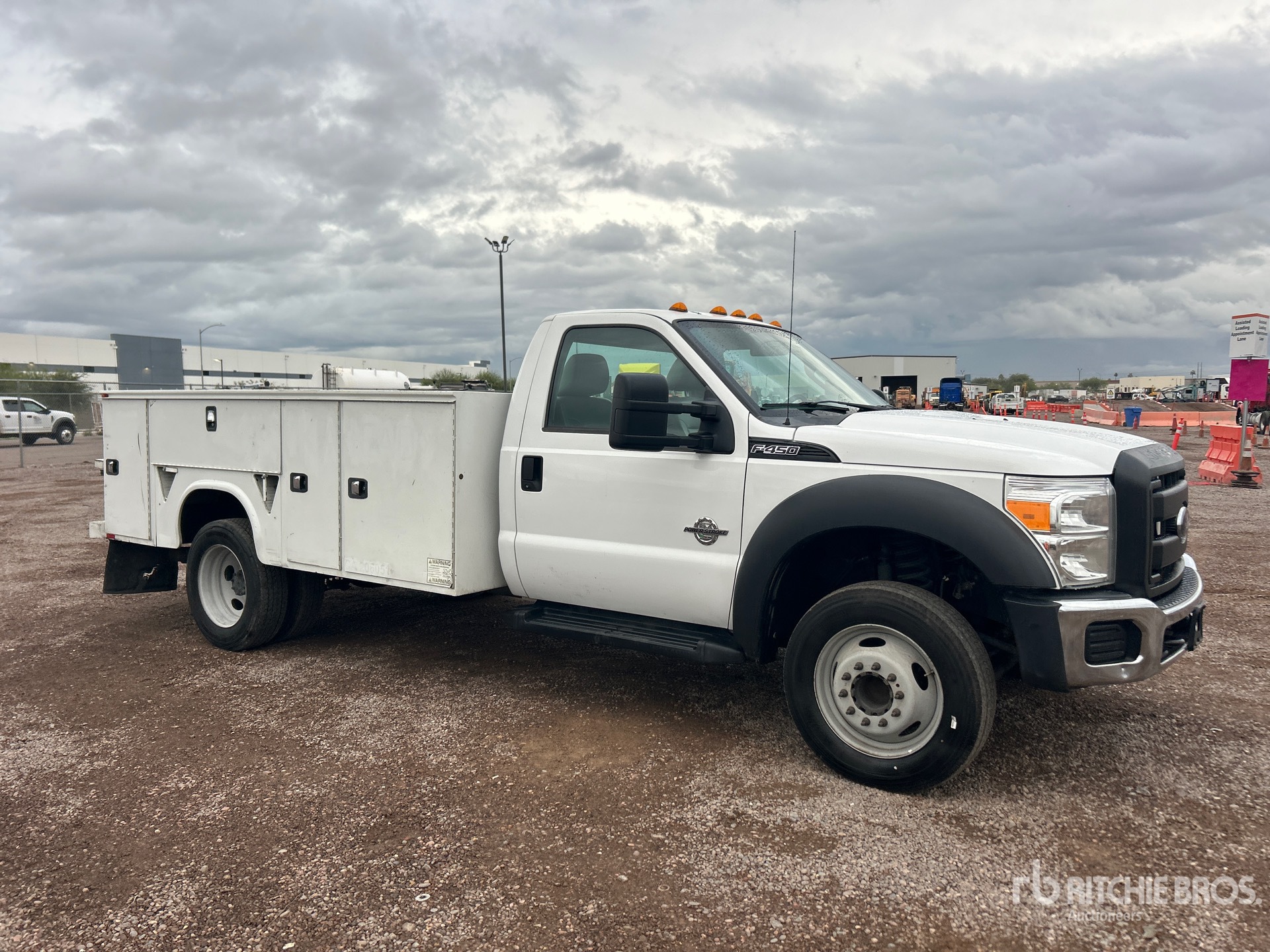 General Appearance with Picture, Right Front Corner