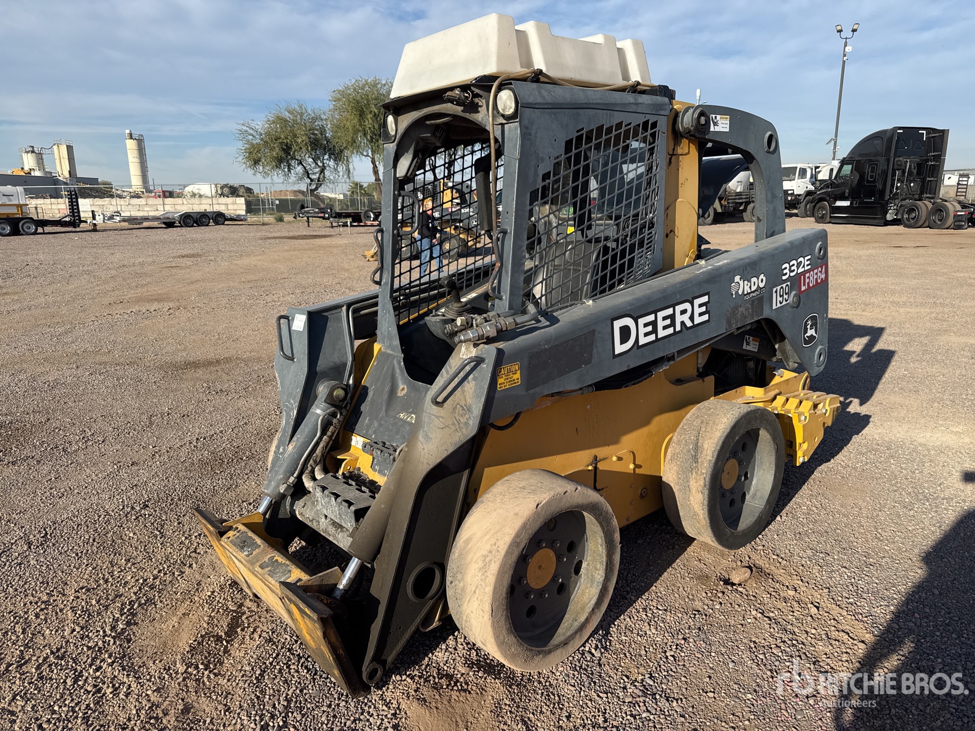 General Appearance with Picture, Left Front Corner