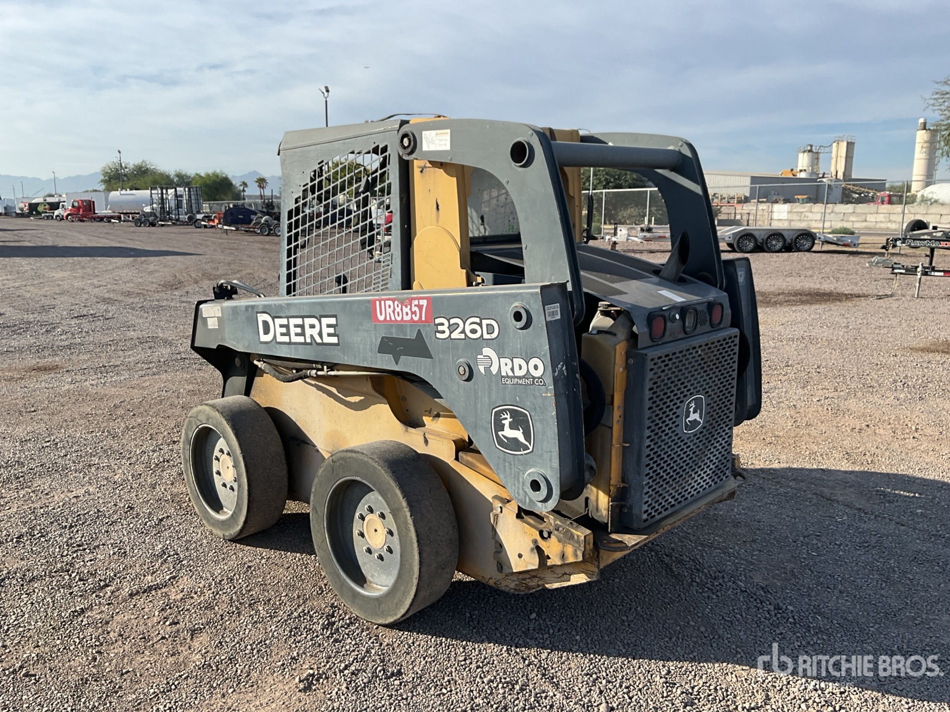 General Appearance with Picture, Left Rear Corner