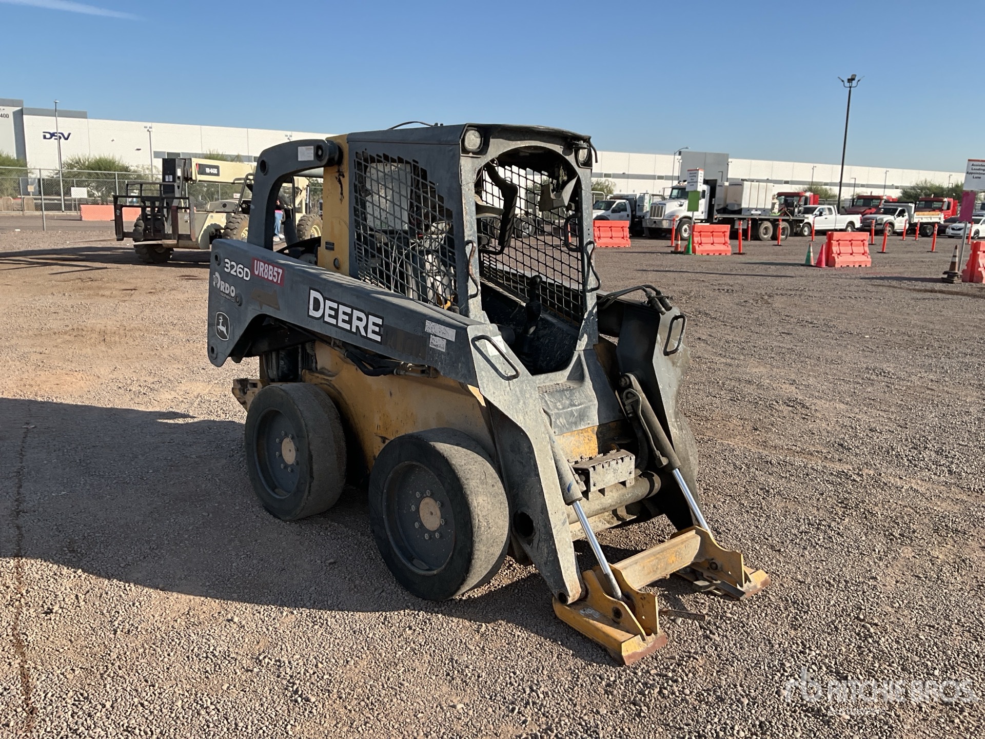 General Appearance with Picture, Right Front Corner