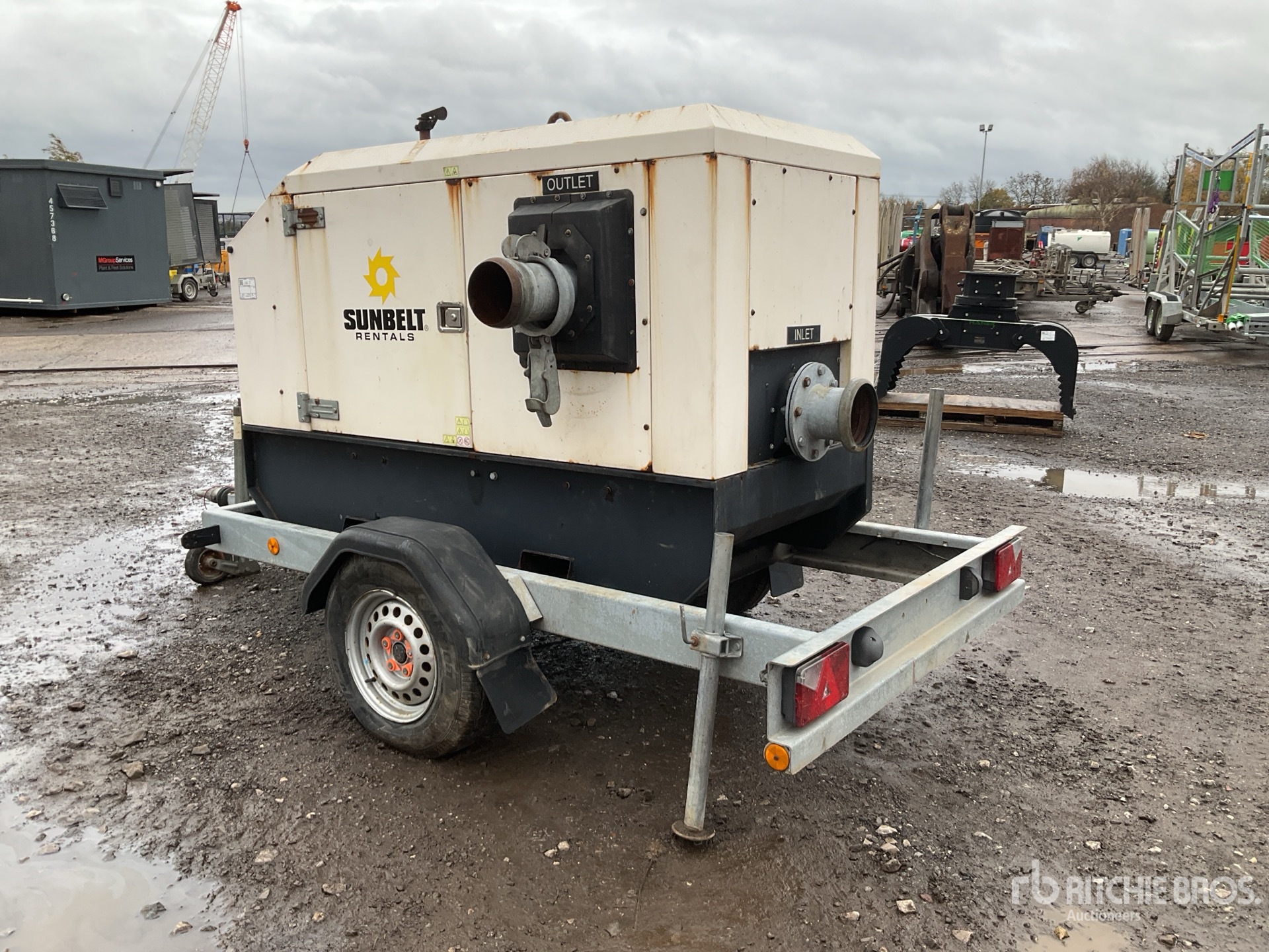 General Appearance with Picture, Left Rear Corner