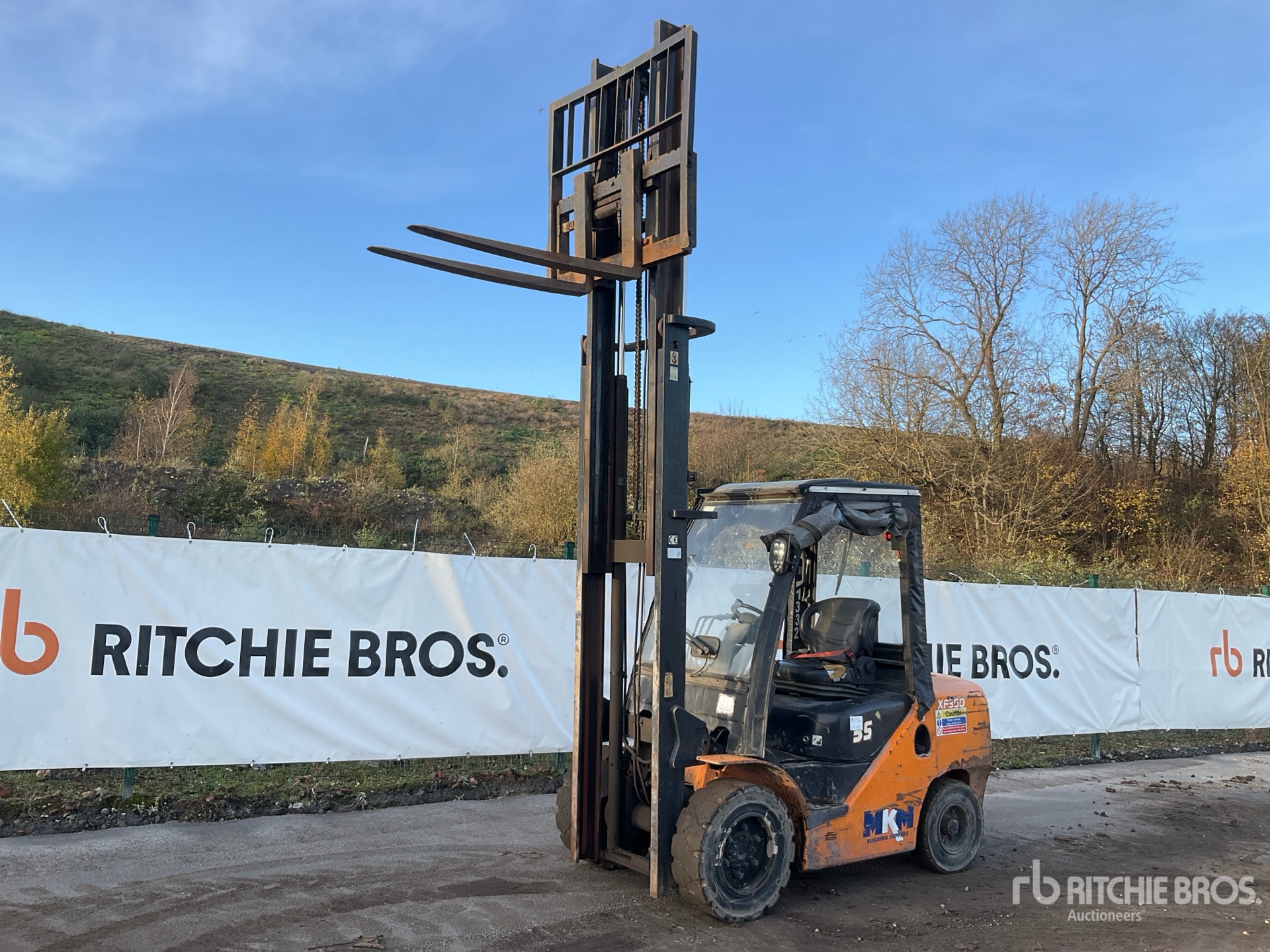 General Appearance with Featured Photo