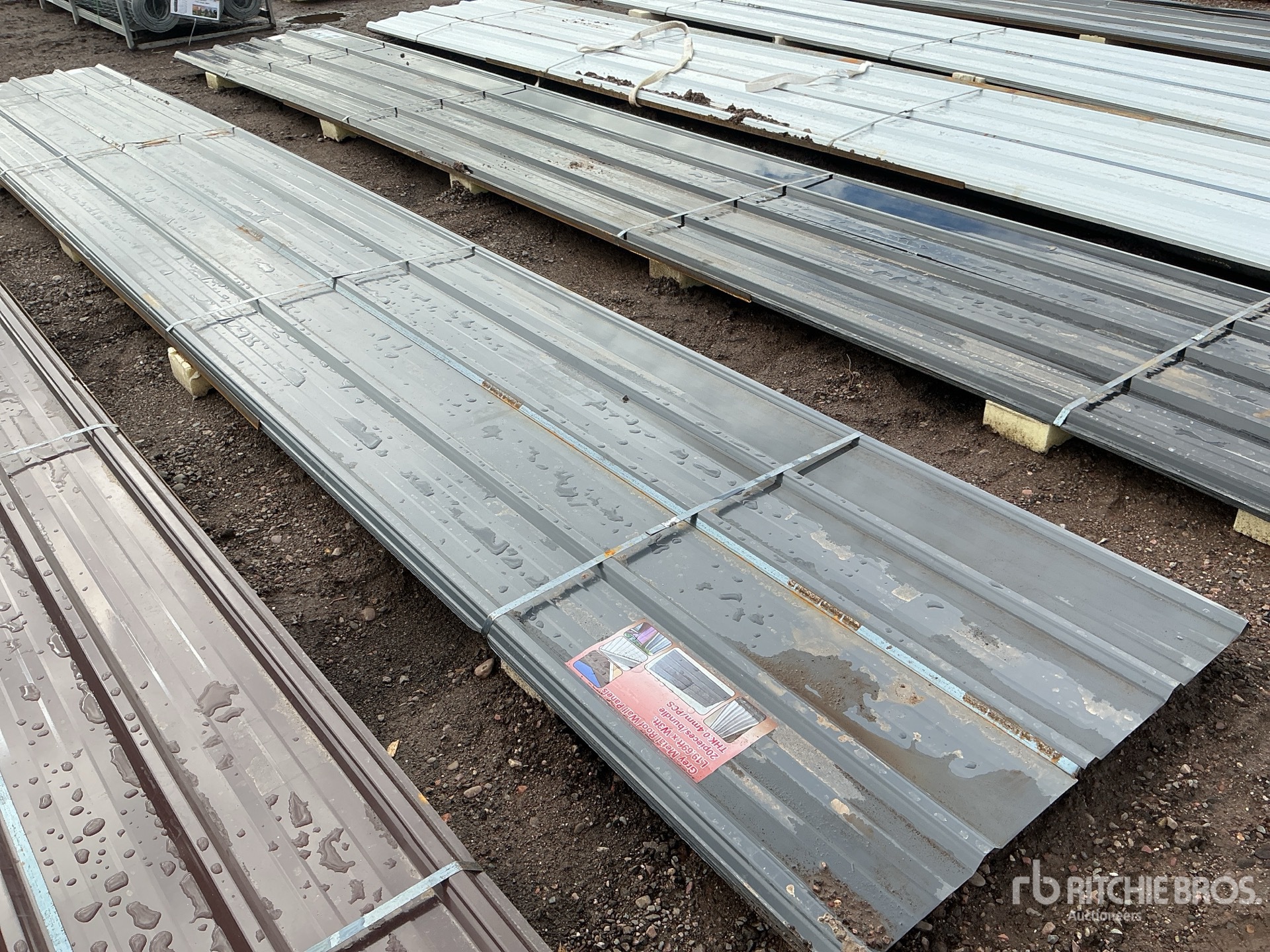 Aspect général with Image, coin arrière droit