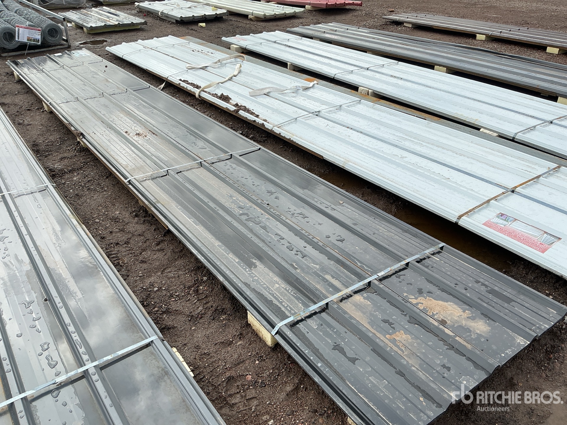 Aspect général with Image, coin arrière droit