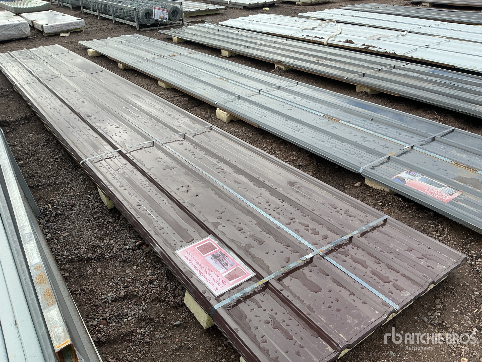 Aspect général with Image, coin arrière droit