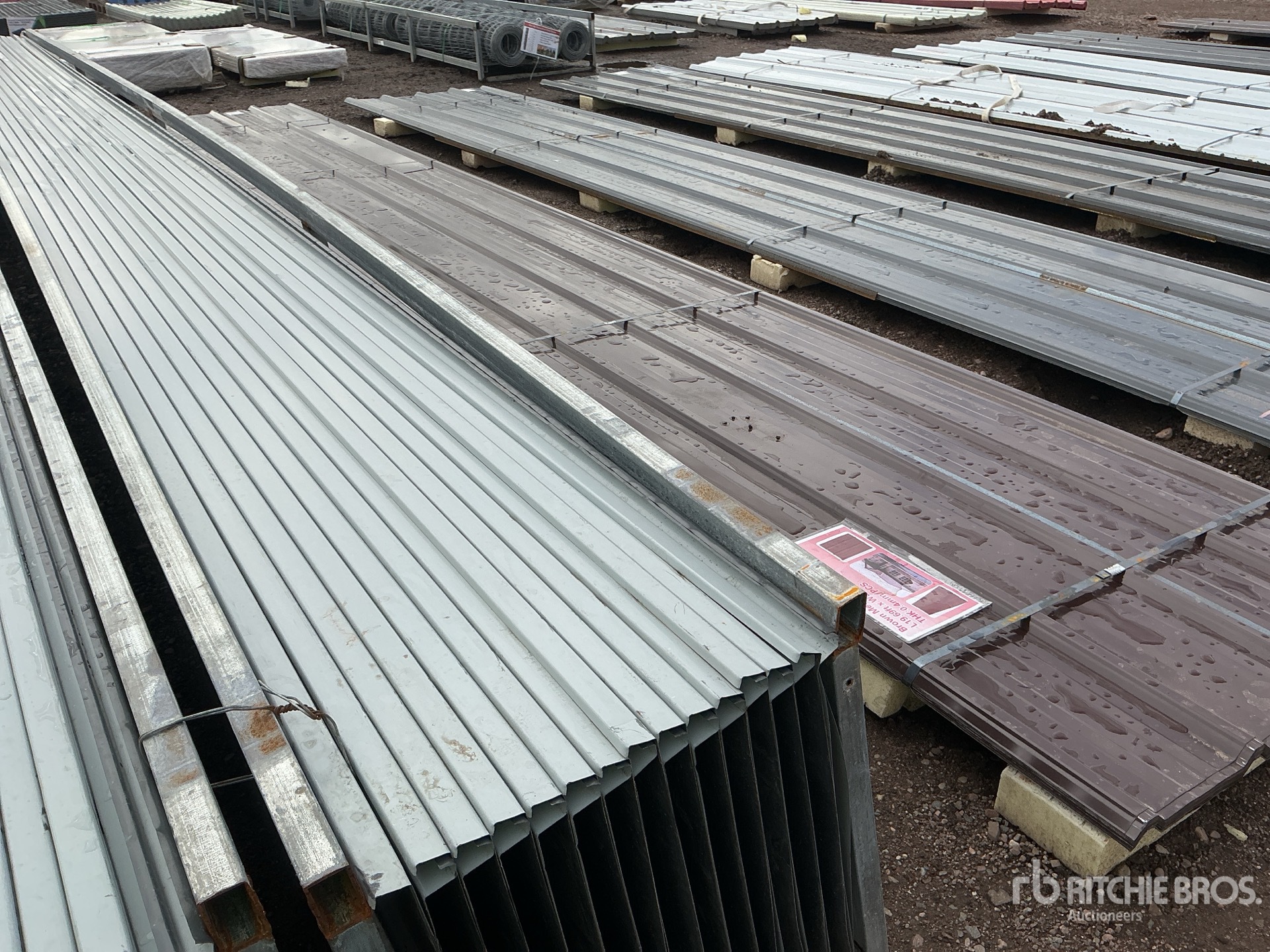 Aspect général with Image, coin arrière gauche