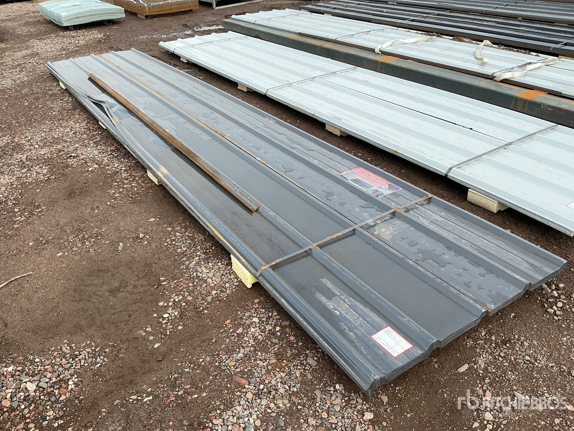 Aspect général with Image, coin avant gauche