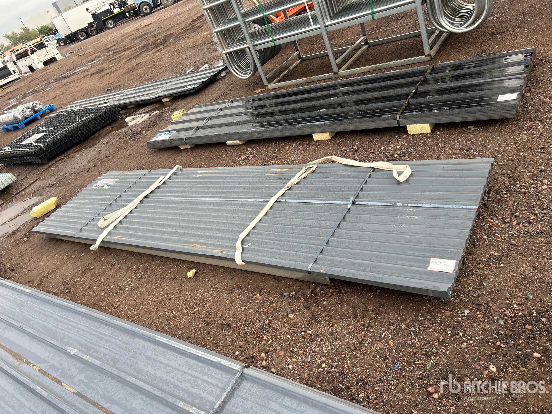 General Appearance with Featured Photo