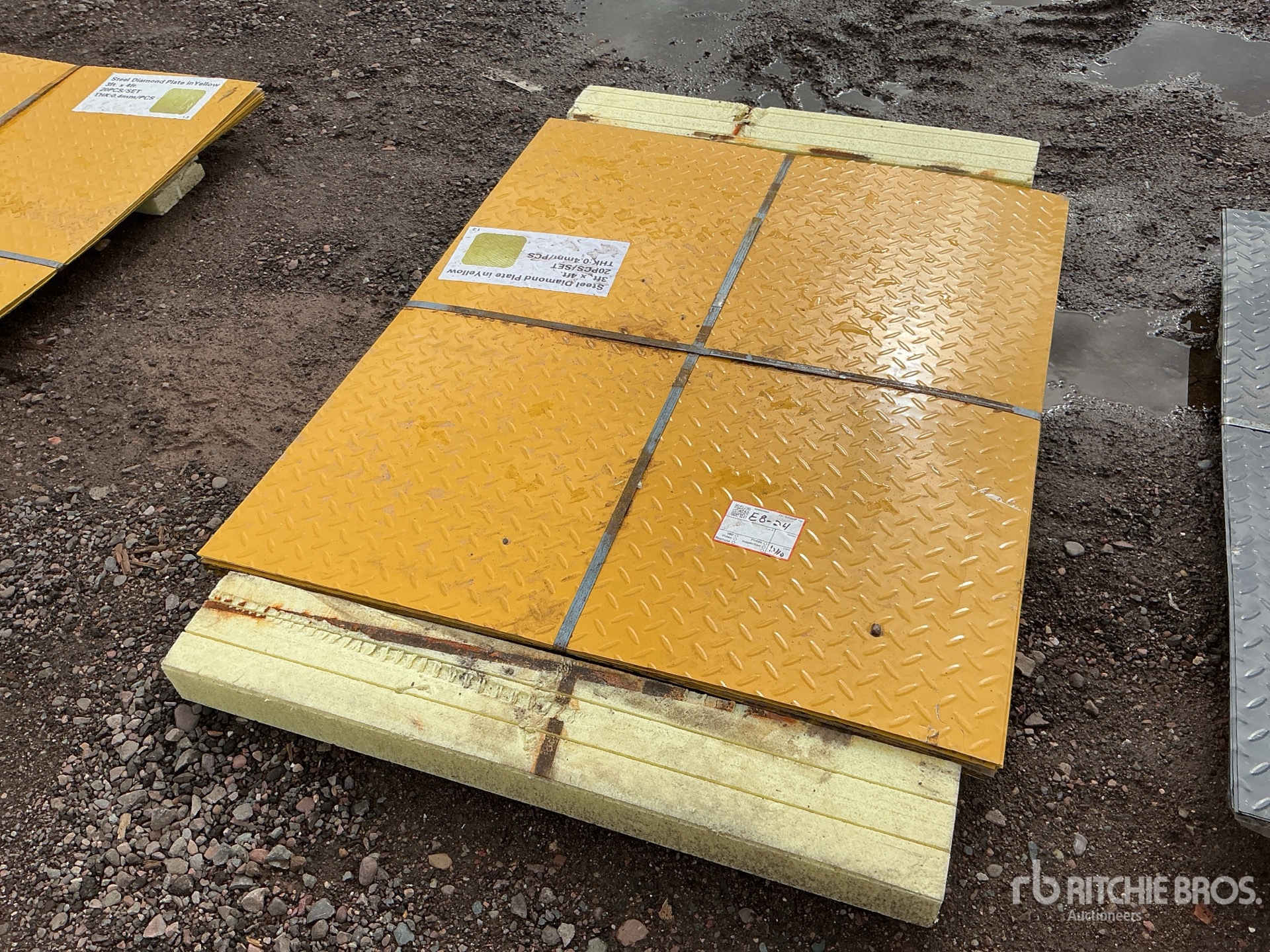 Aspect général with Image, coin avant gauche