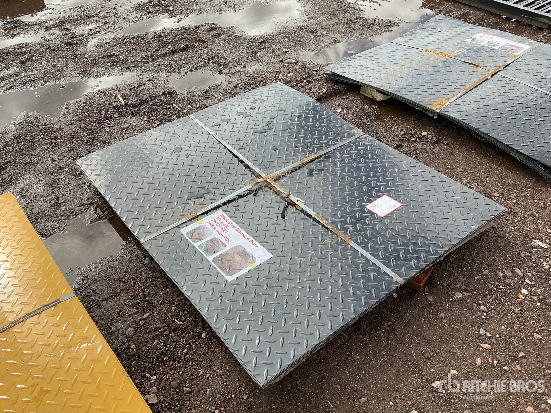 Aspect général with Image, coin avant droit