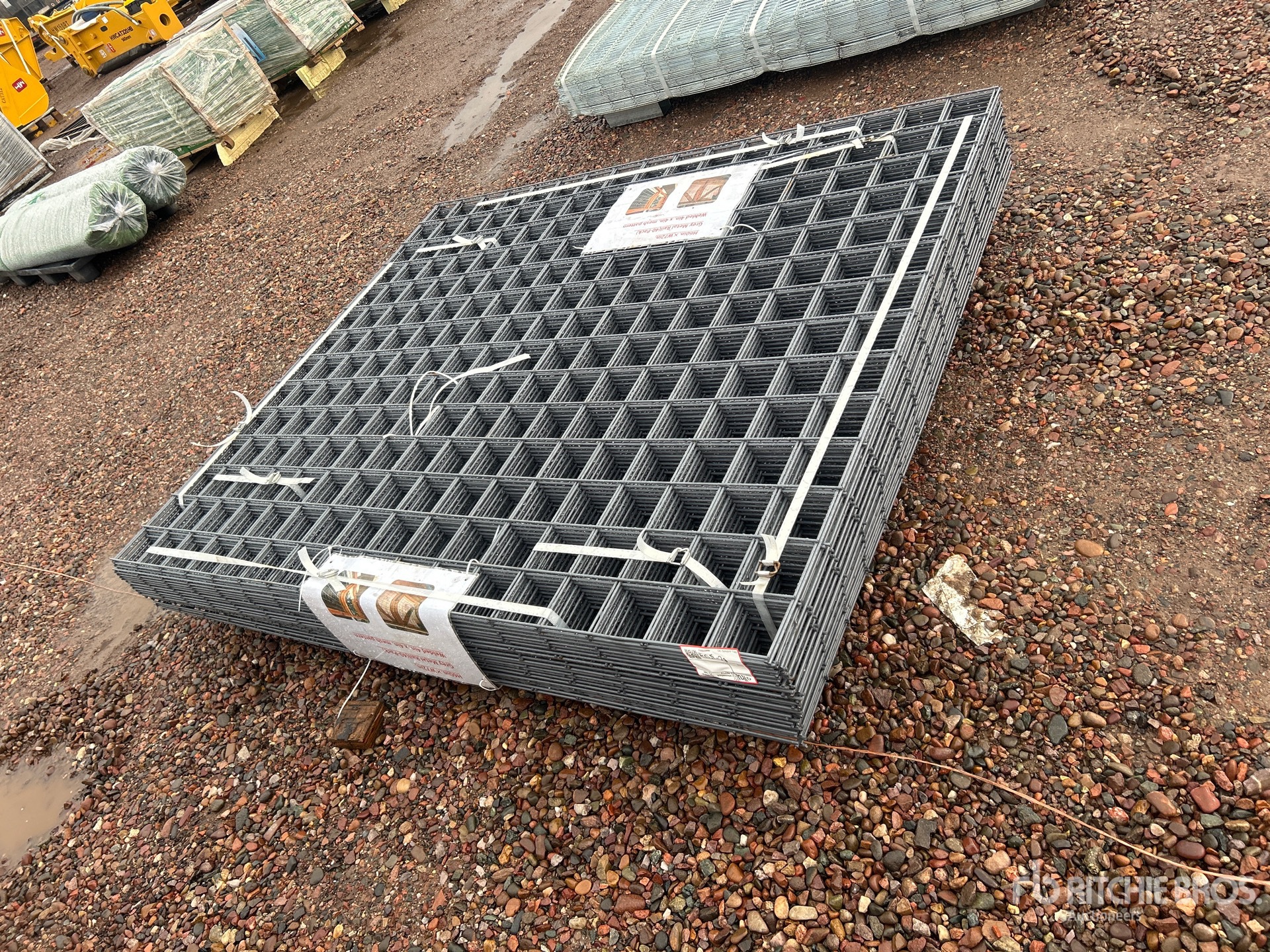 General Appearance with Featured Photo