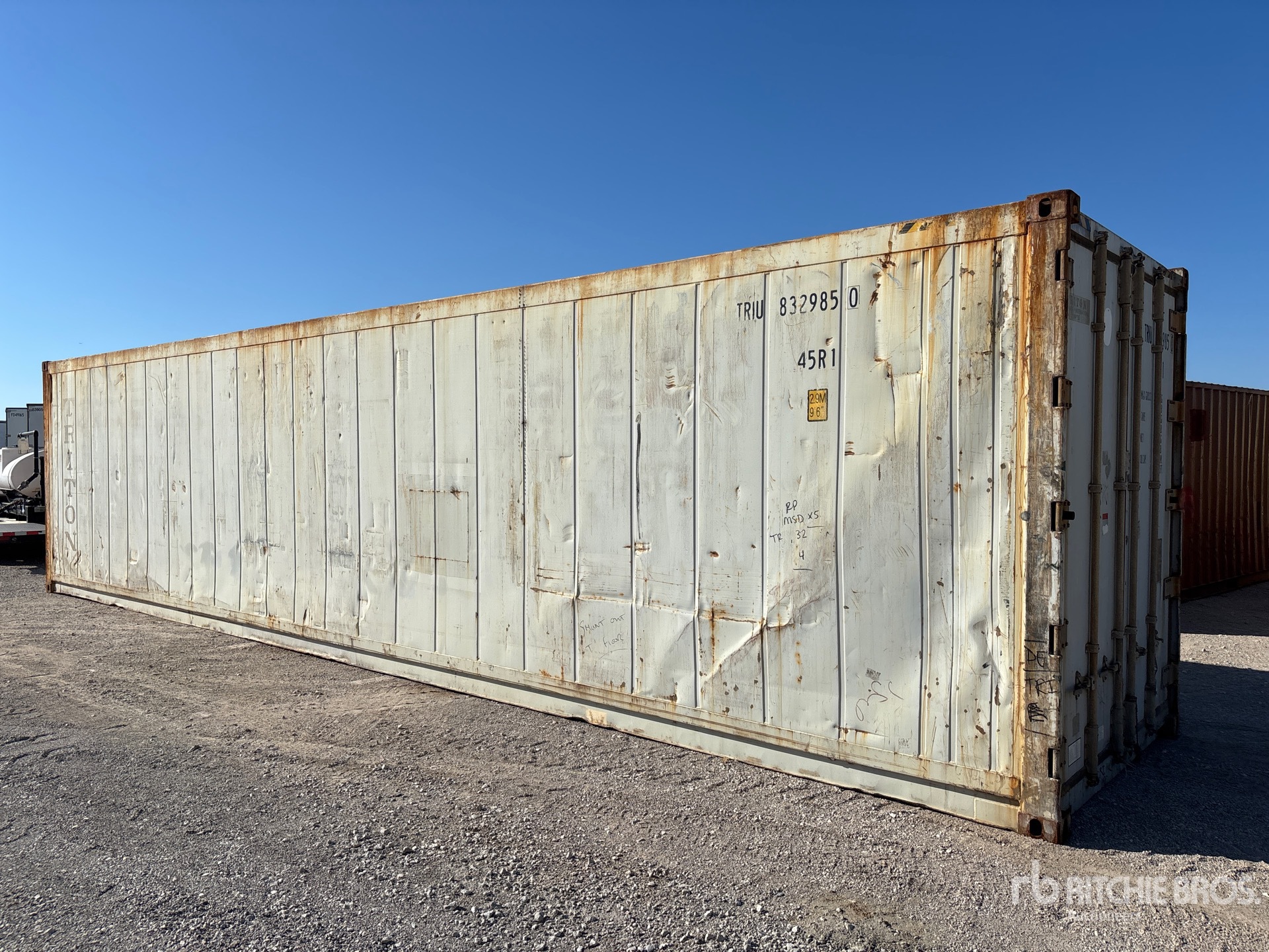 General Appearance with Picture, Right Front Corner