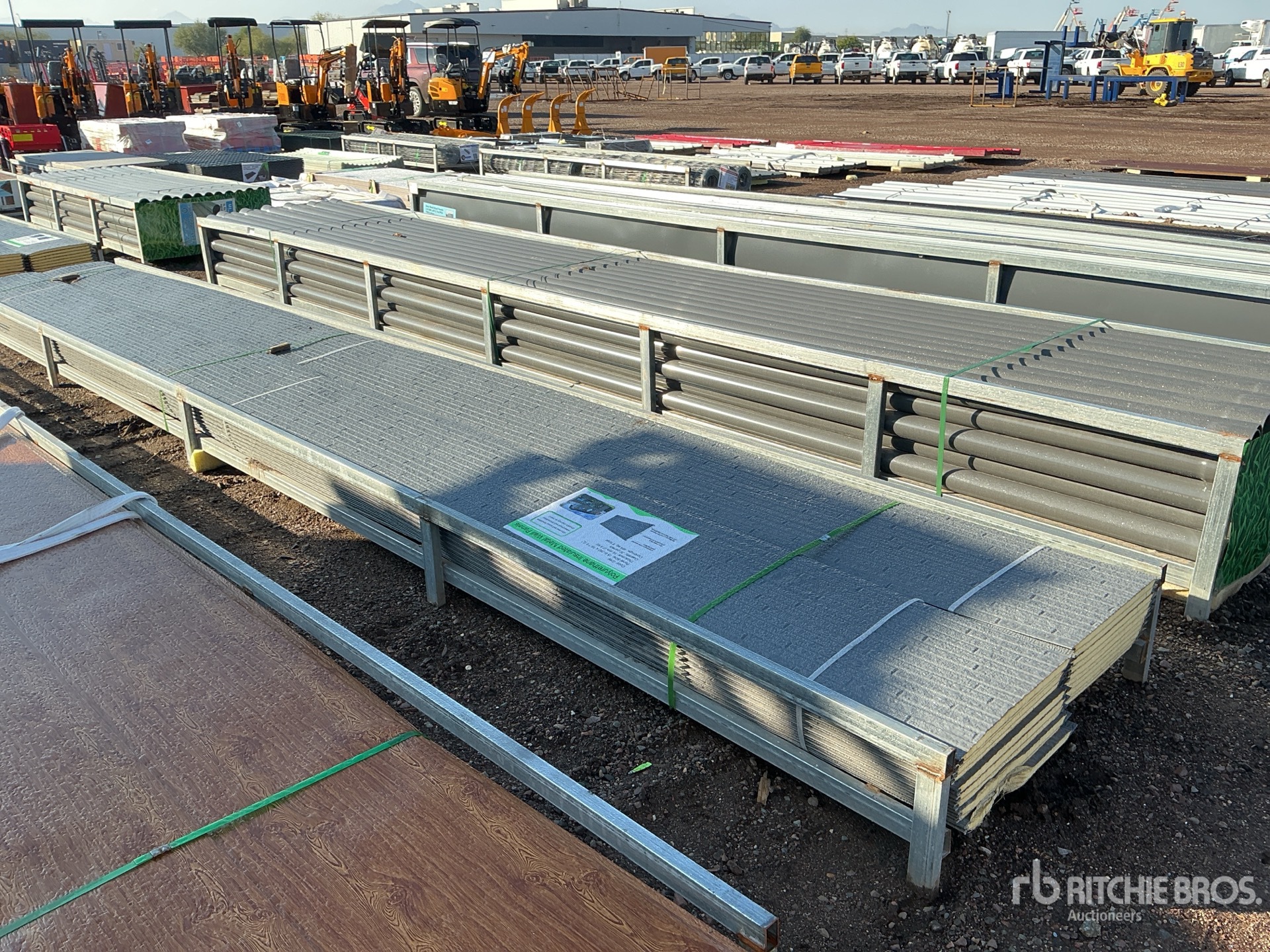 Aspect général with Image, coin arrière droit