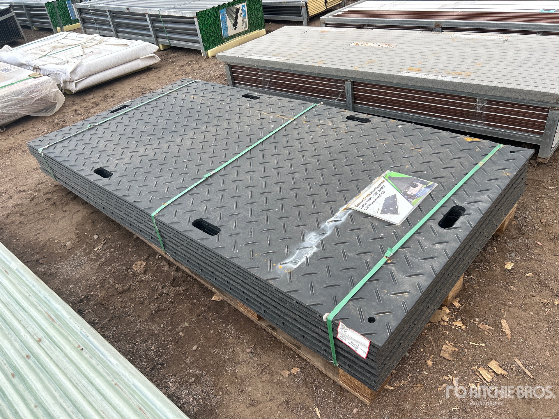 General Appearance with Foto, angolo anteriore sinistro